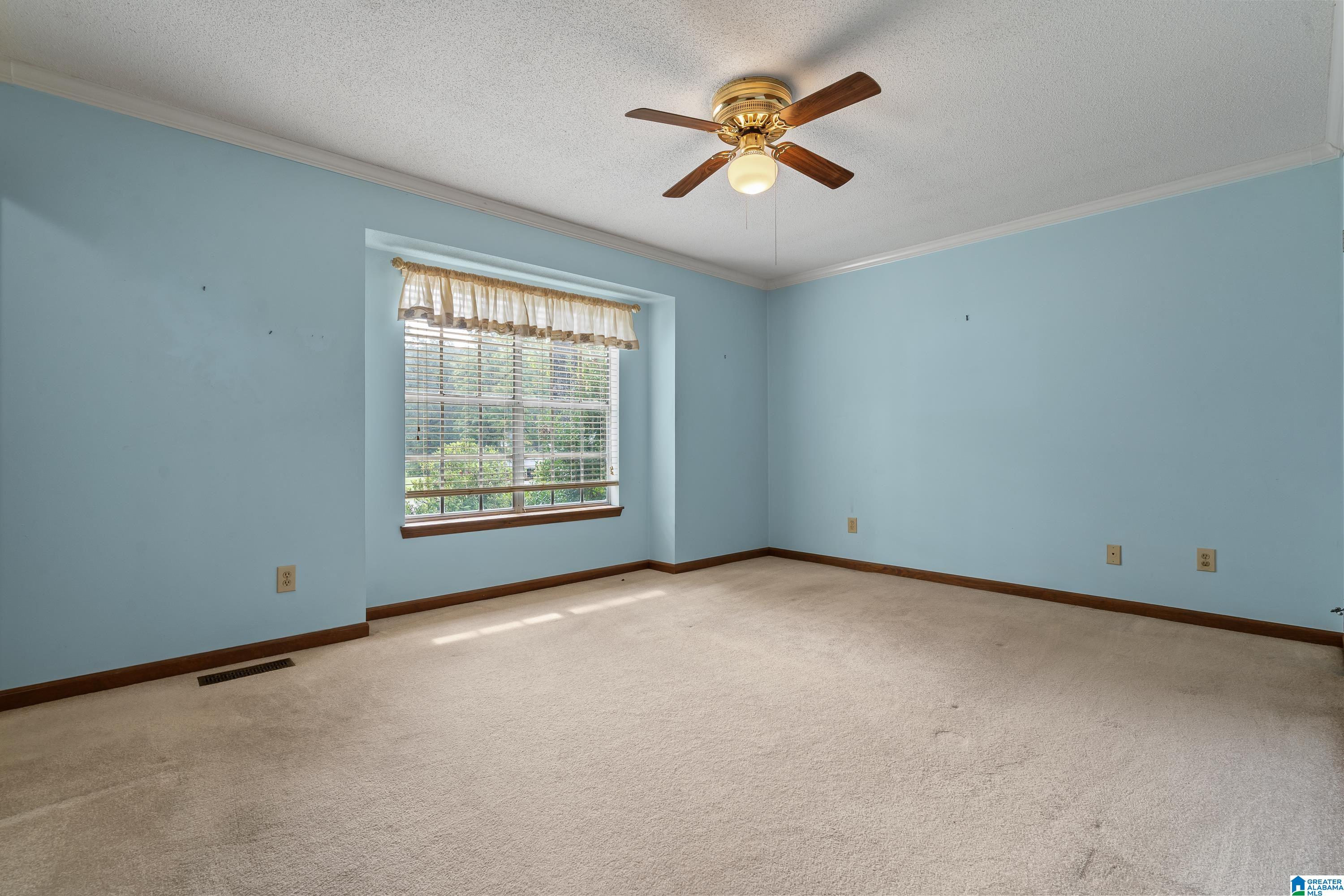 1942 WATERVIEW CIRCLE
