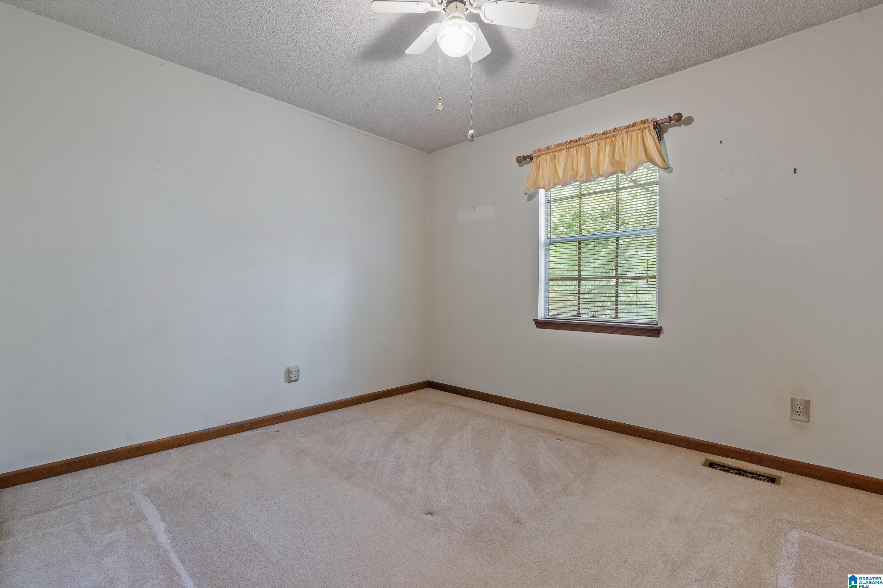 1942 WATERVIEW CIRCLE
