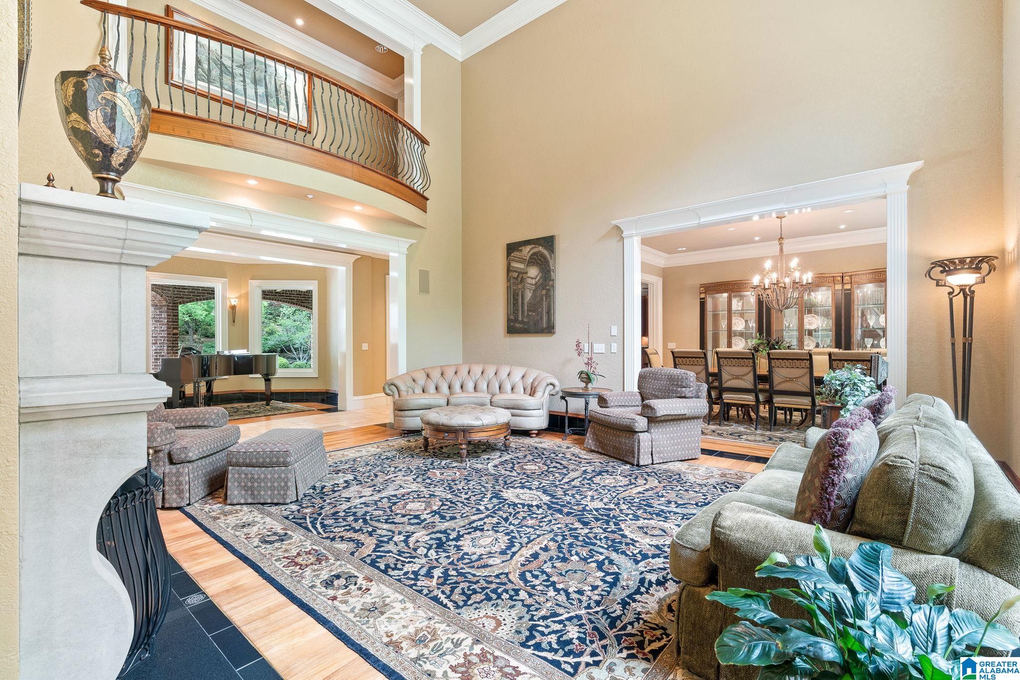 487 SPRING VALLEY DRIVE