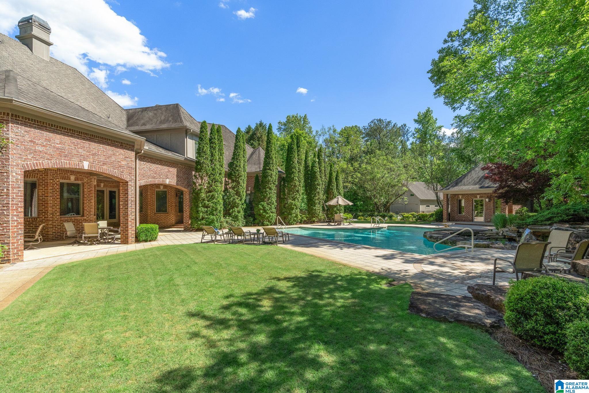 487 SPRING VALLEY DRIVE