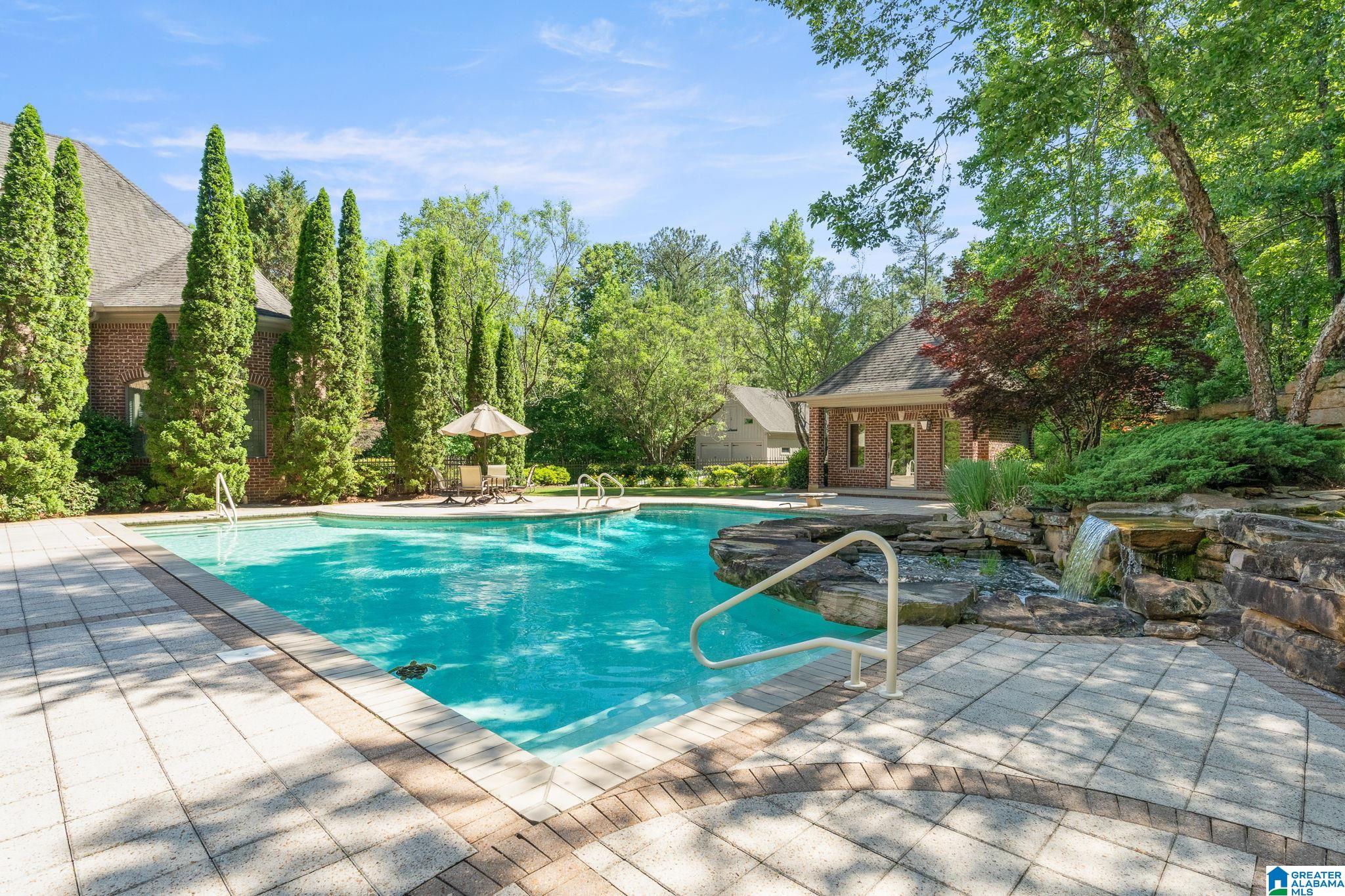 487 SPRING VALLEY DRIVE