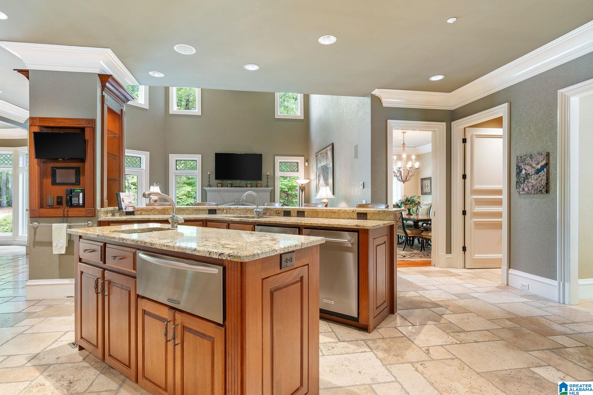 487 SPRING VALLEY DRIVE