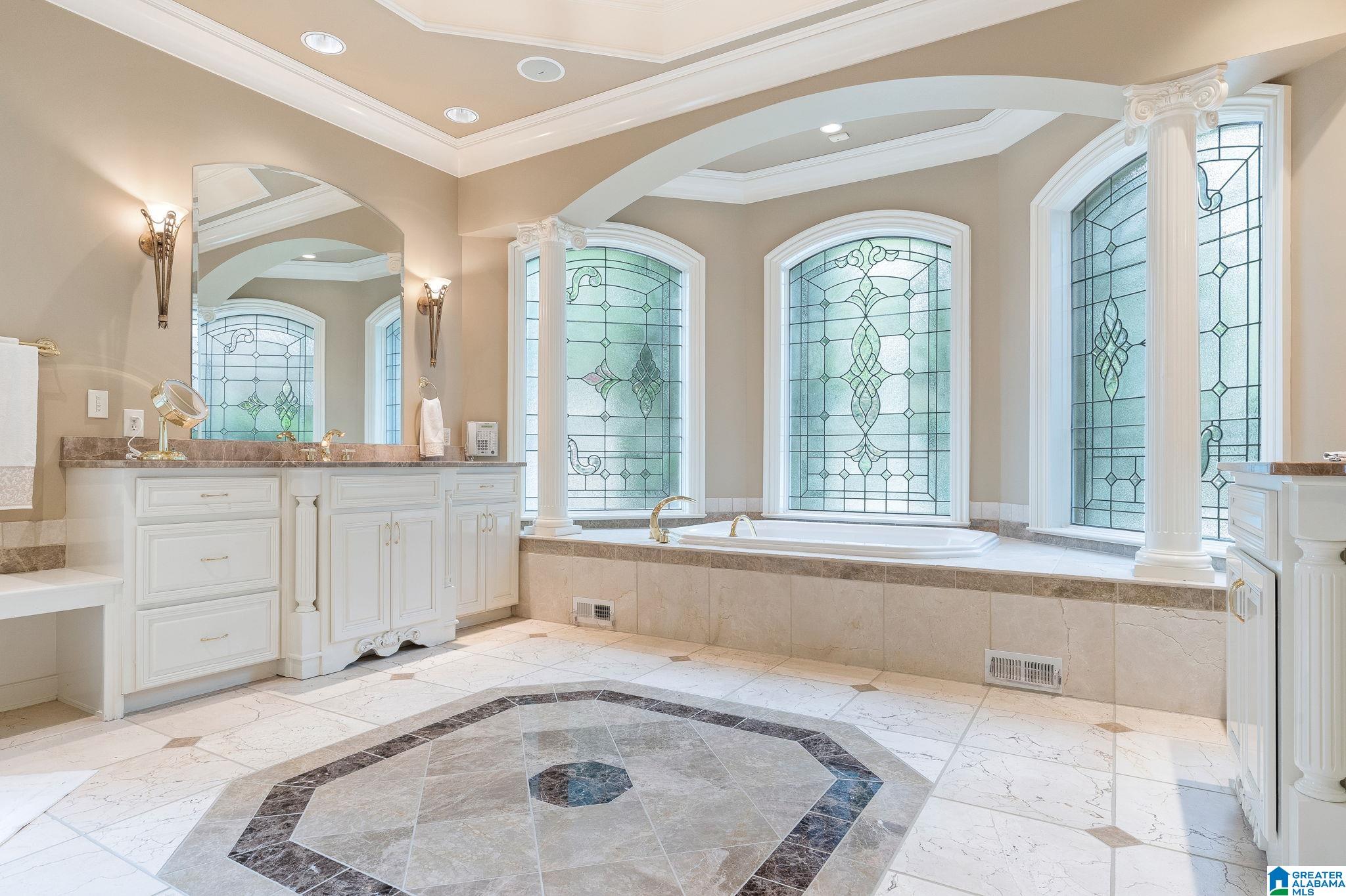 487 SPRING VALLEY DRIVE