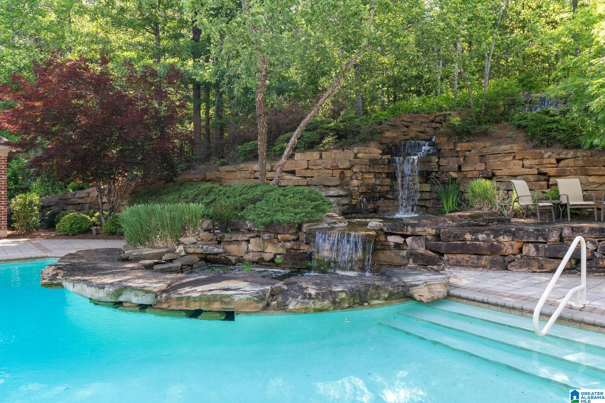 487 SPRING VALLEY DRIVE