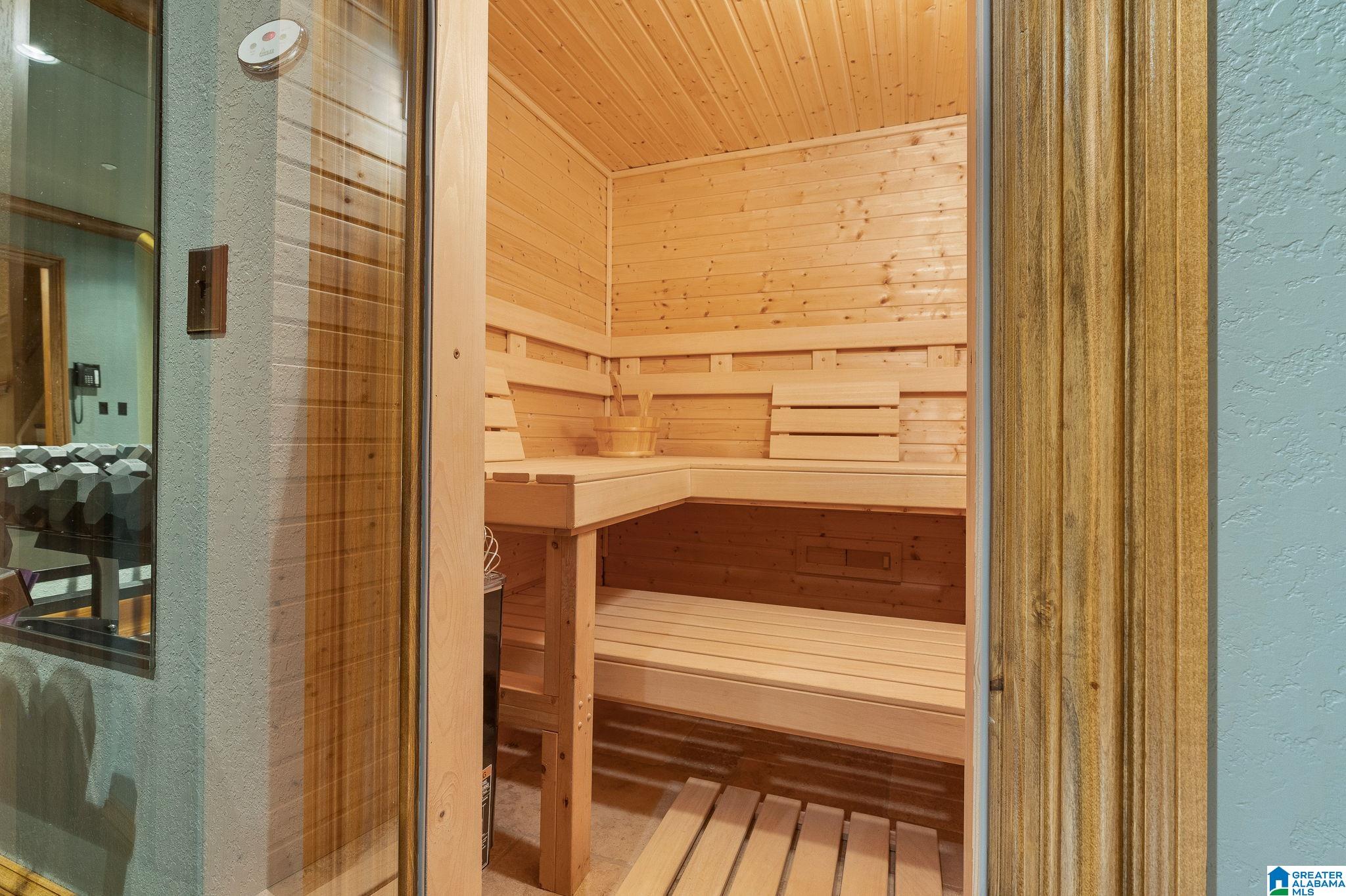 487 SPRING VALLEY DRIVE