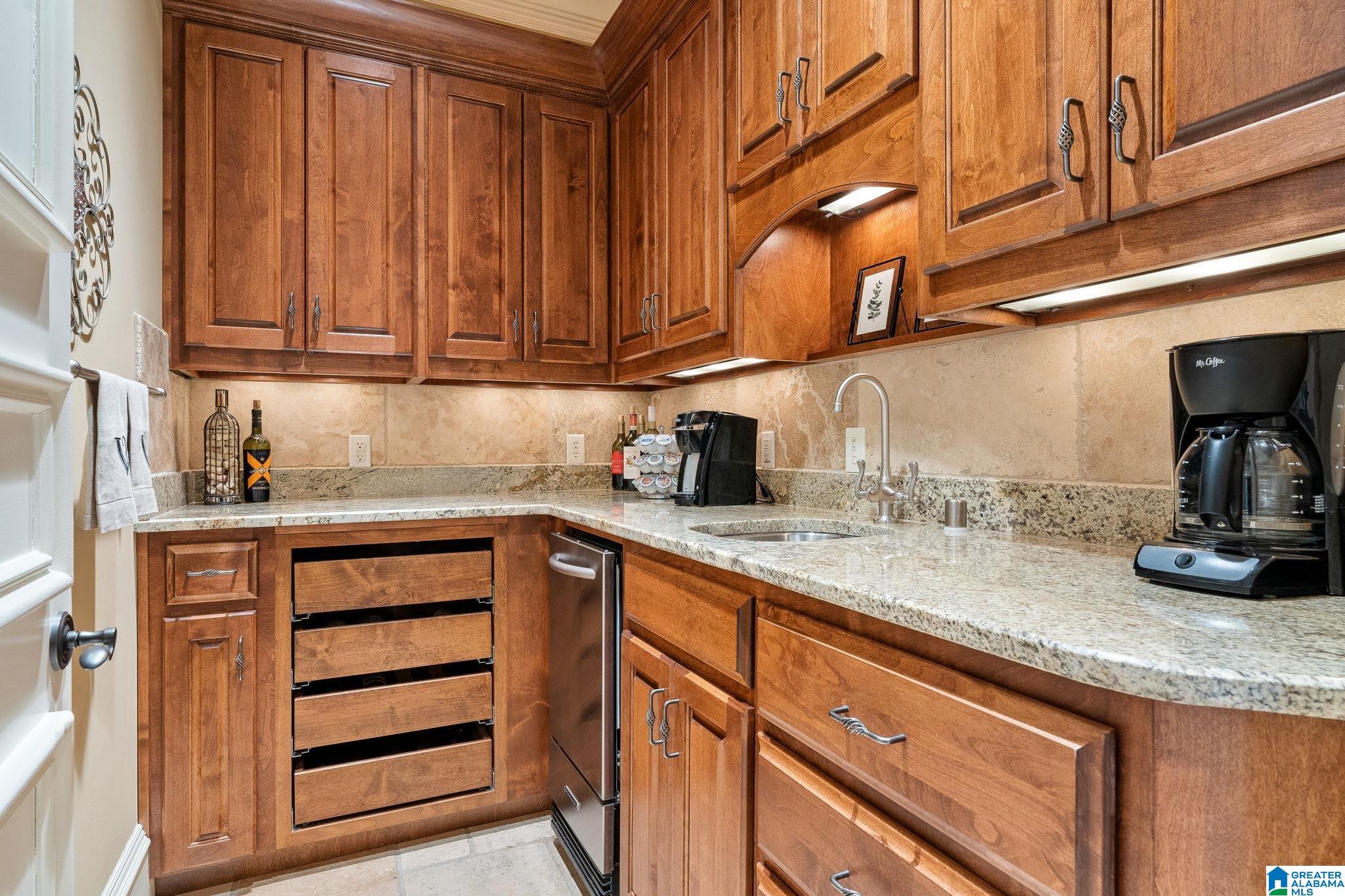 487 SPRING VALLEY DRIVE