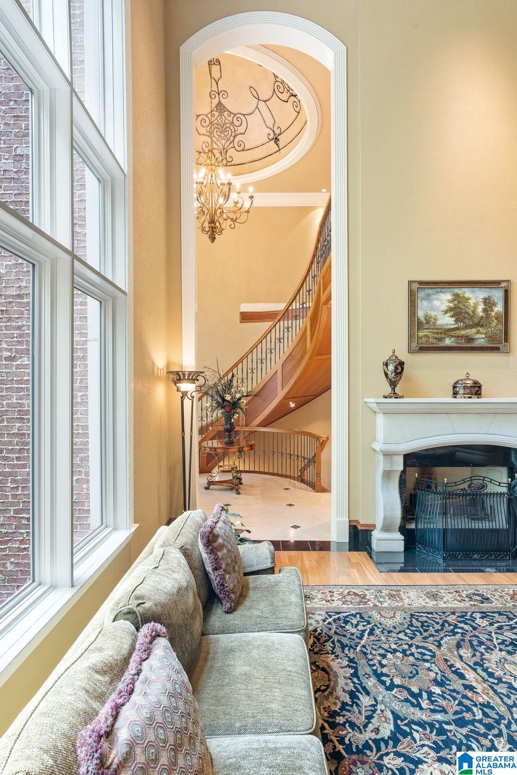 487 SPRING VALLEY DRIVE