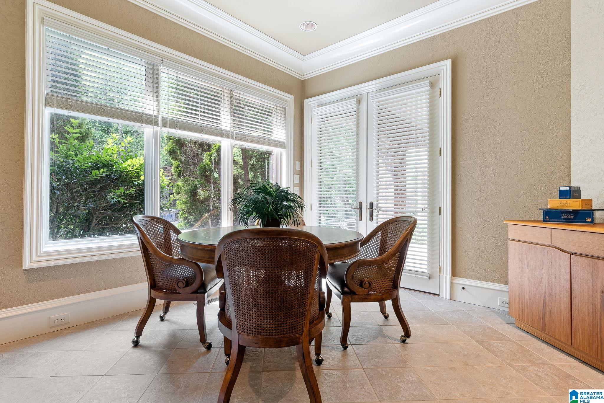 487 SPRING VALLEY DRIVE