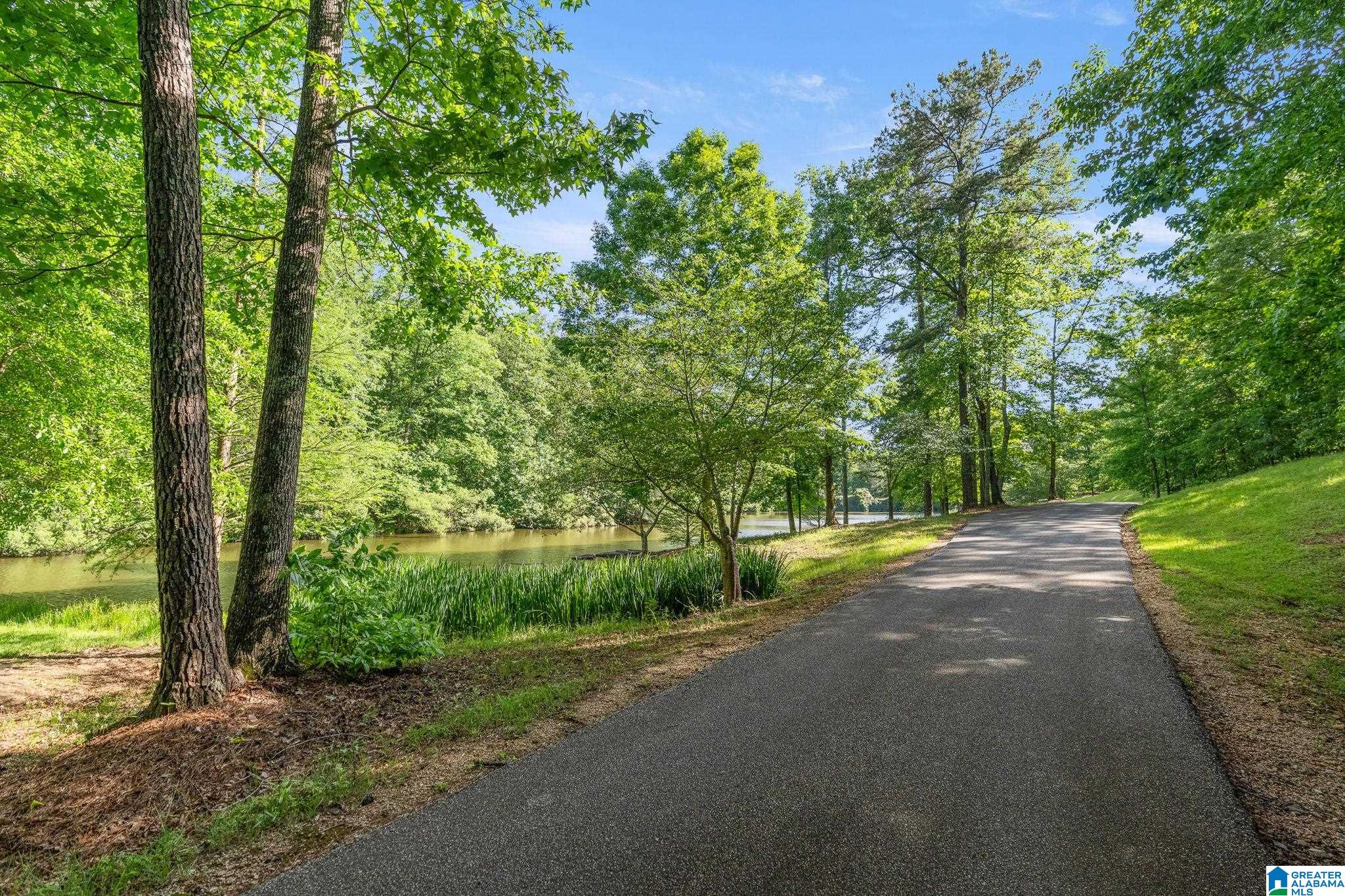 487 SPRING VALLEY DRIVE