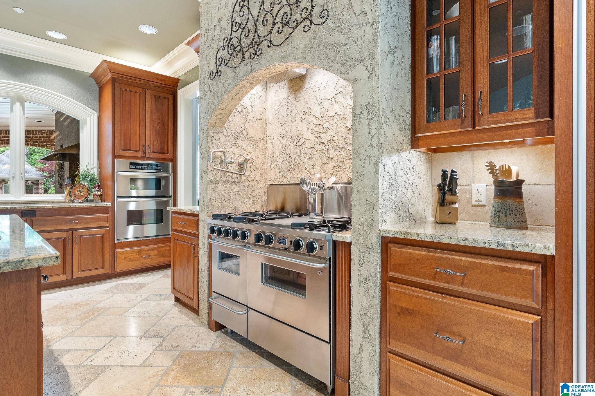 487 SPRING VALLEY DRIVE