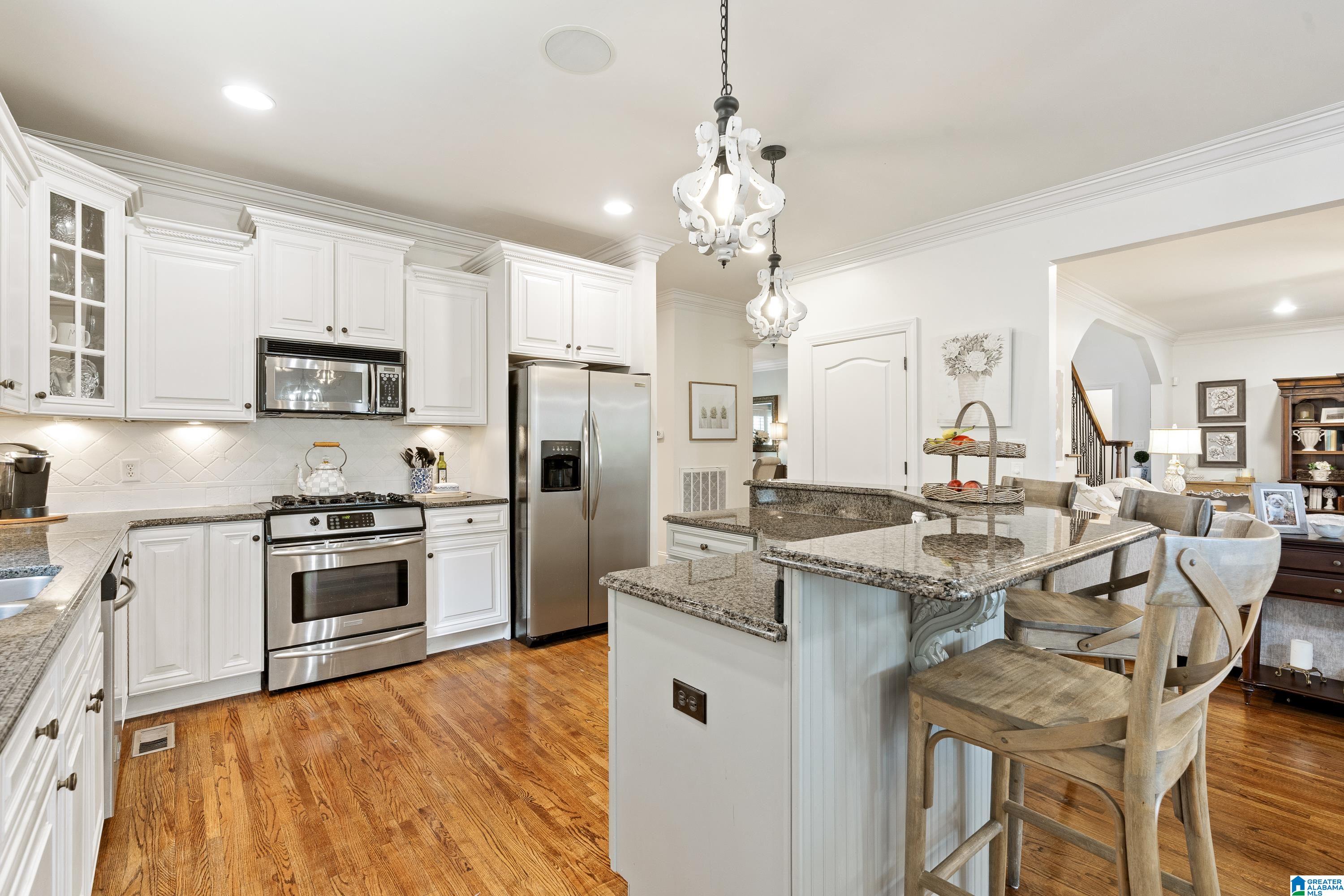 5306 SOUTHCREST COVE