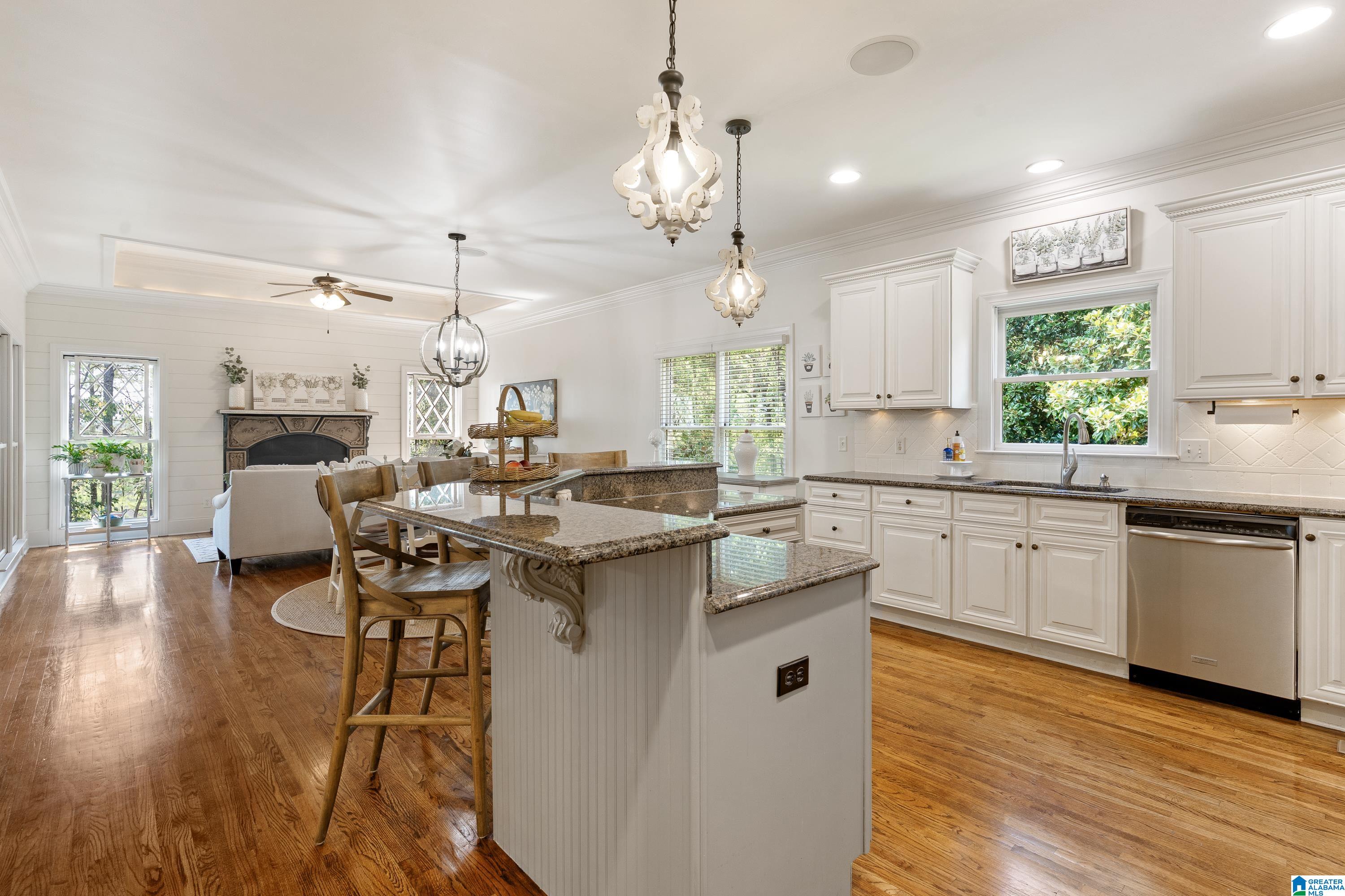 5306 SOUTHCREST COVE