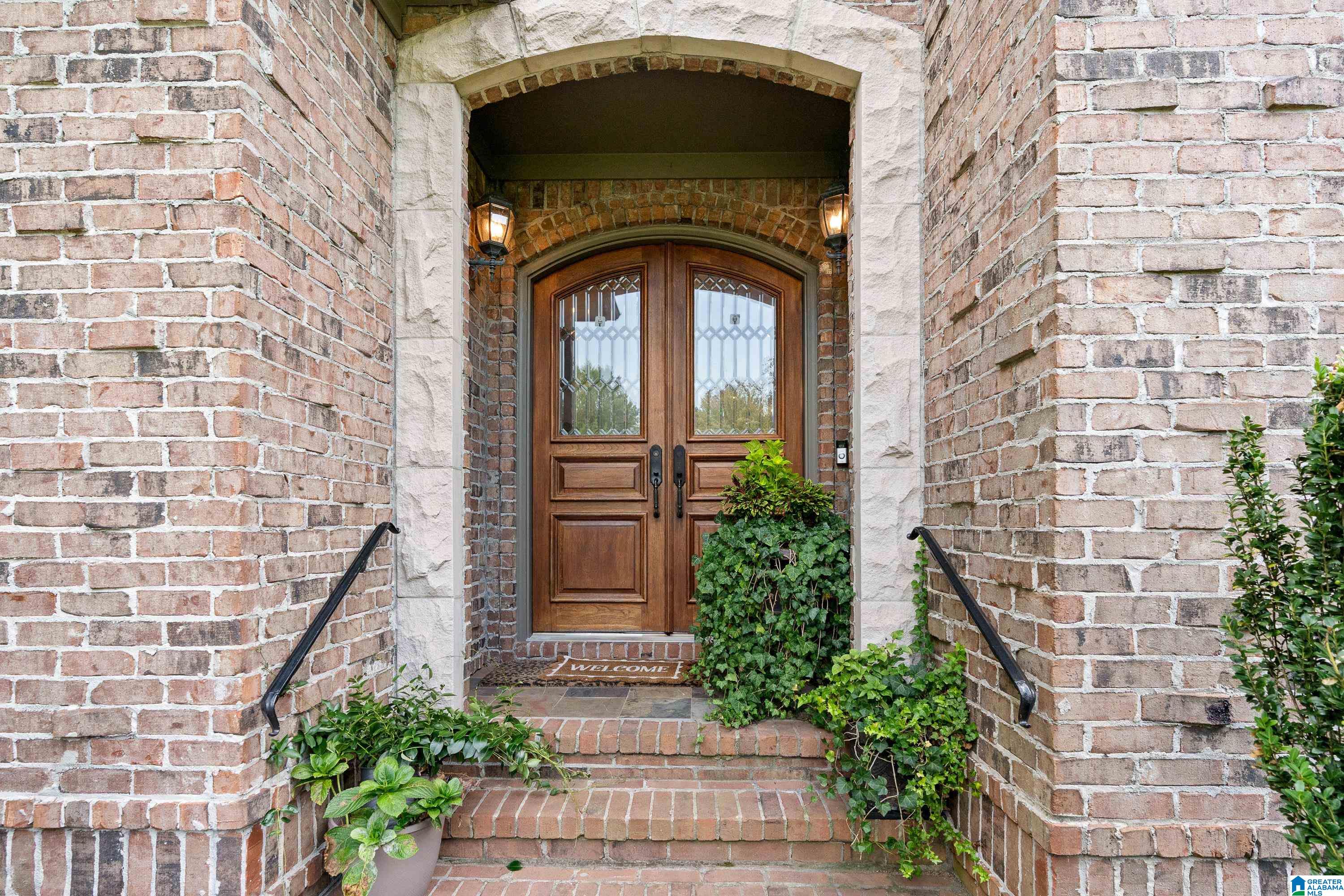 5306 SOUTHCREST COVE