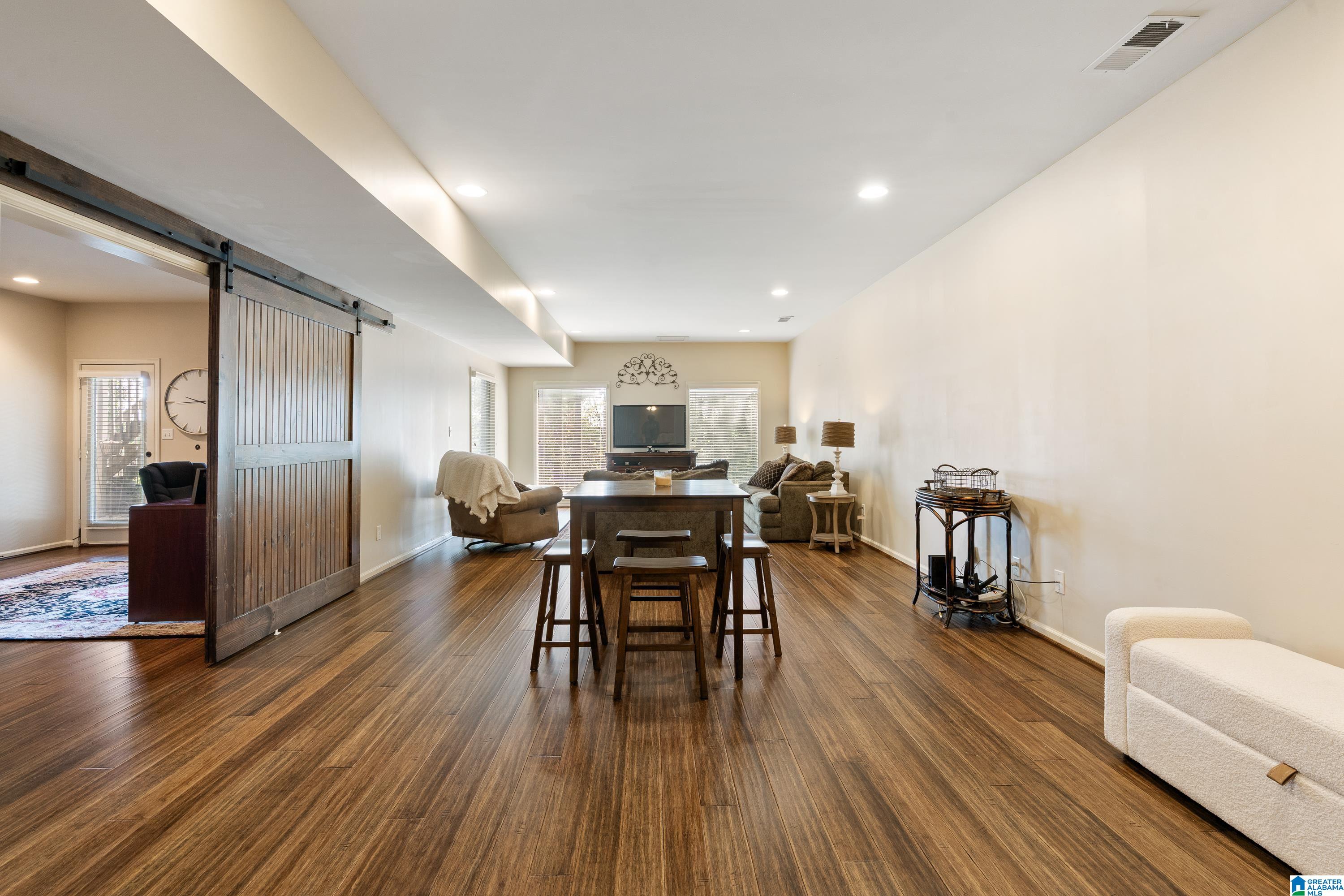 5306 SOUTHCREST COVE