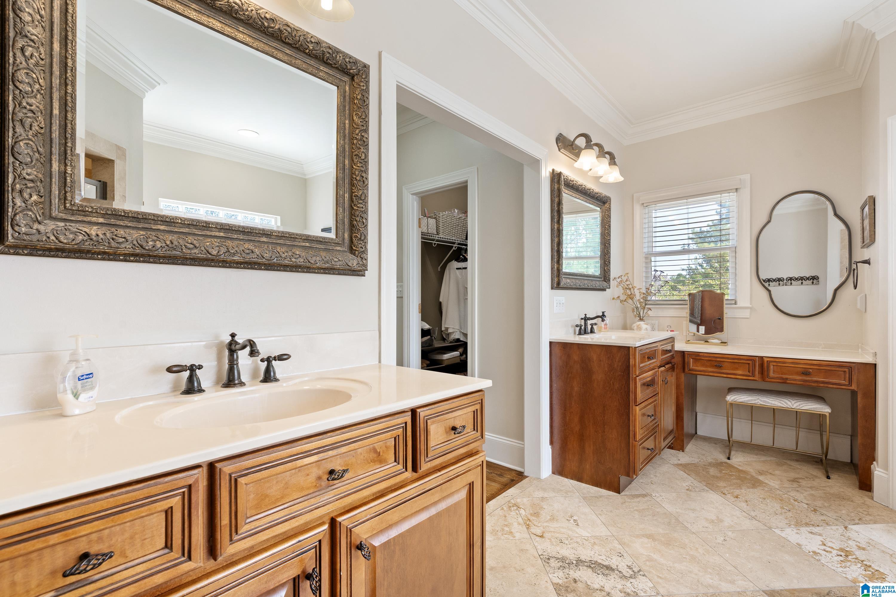 5306 SOUTHCREST COVE
