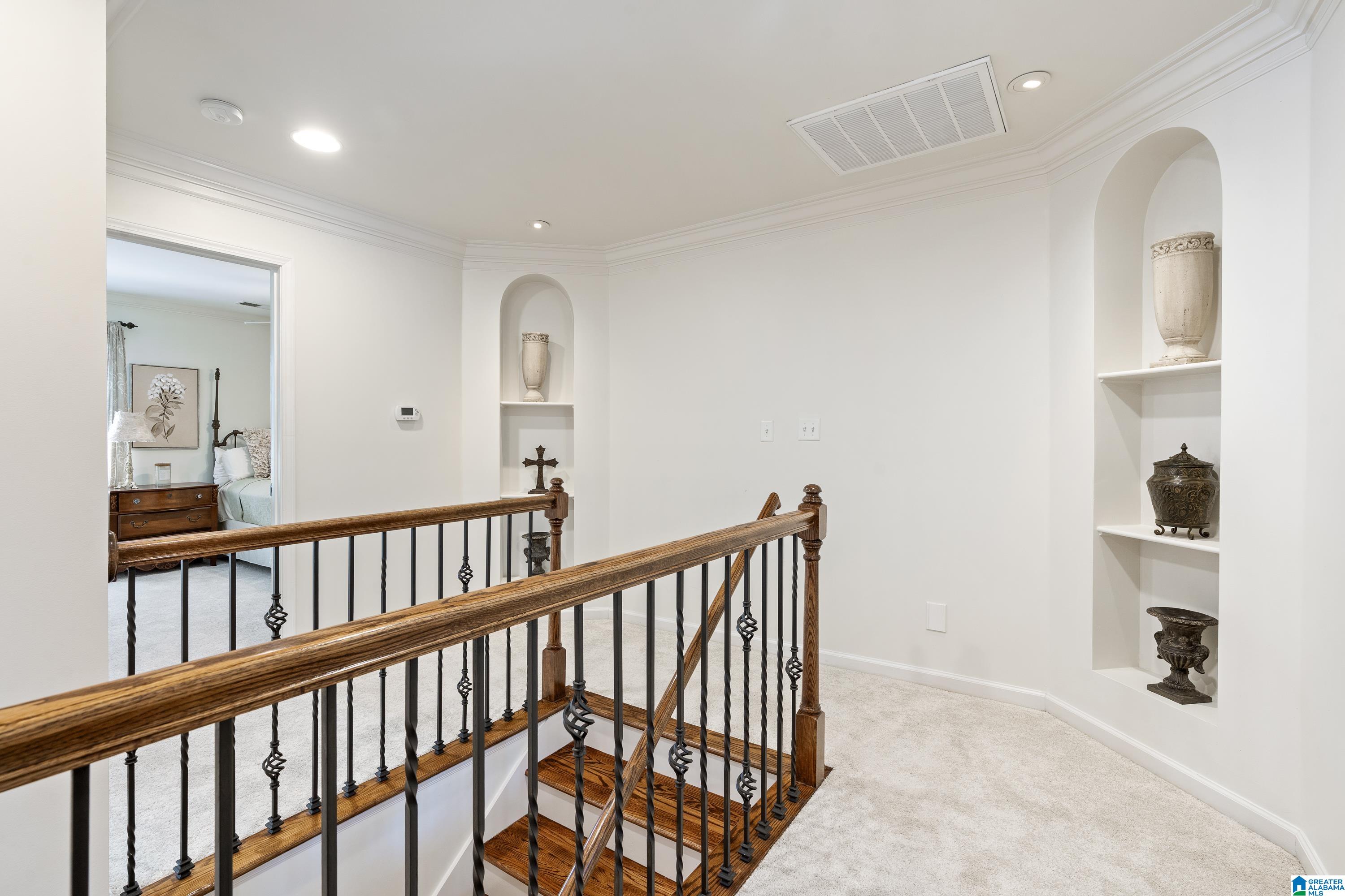5306 SOUTHCREST COVE