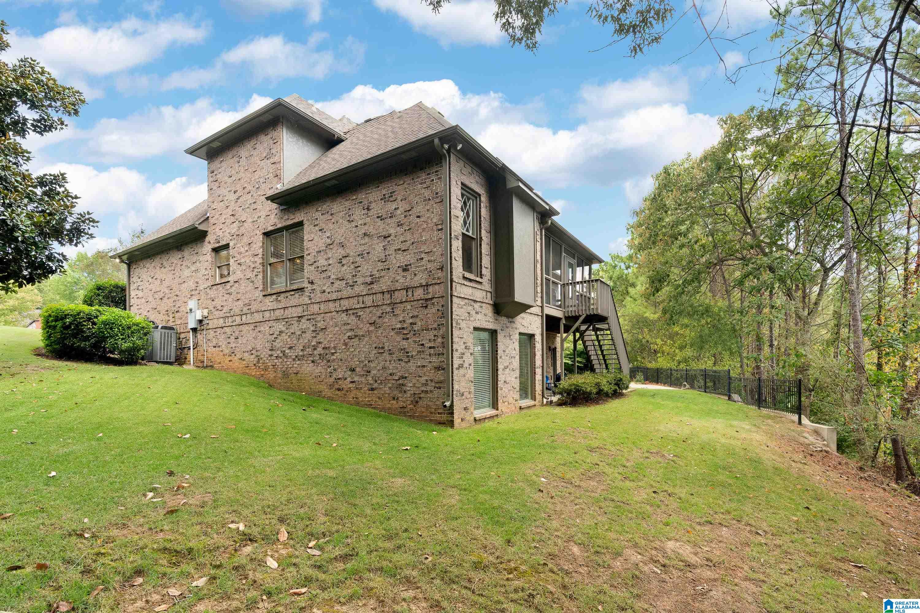 5306 SOUTHCREST COVE