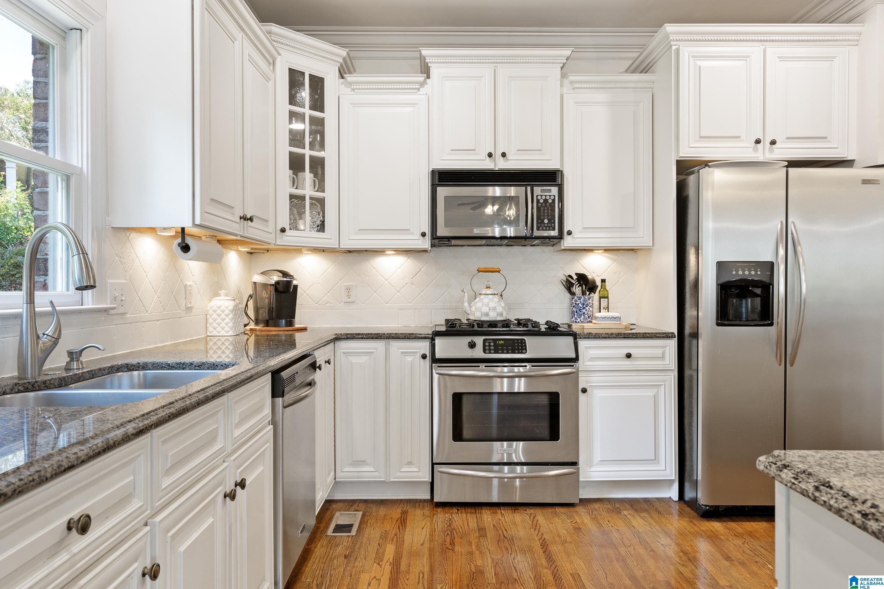 5306 SOUTHCREST COVE
