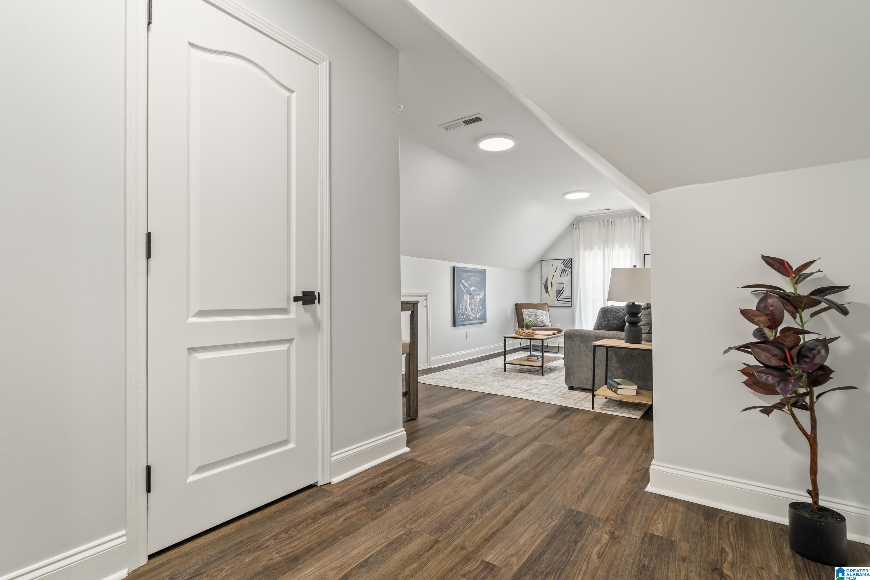 5536 PARK SIDE CIRCLE