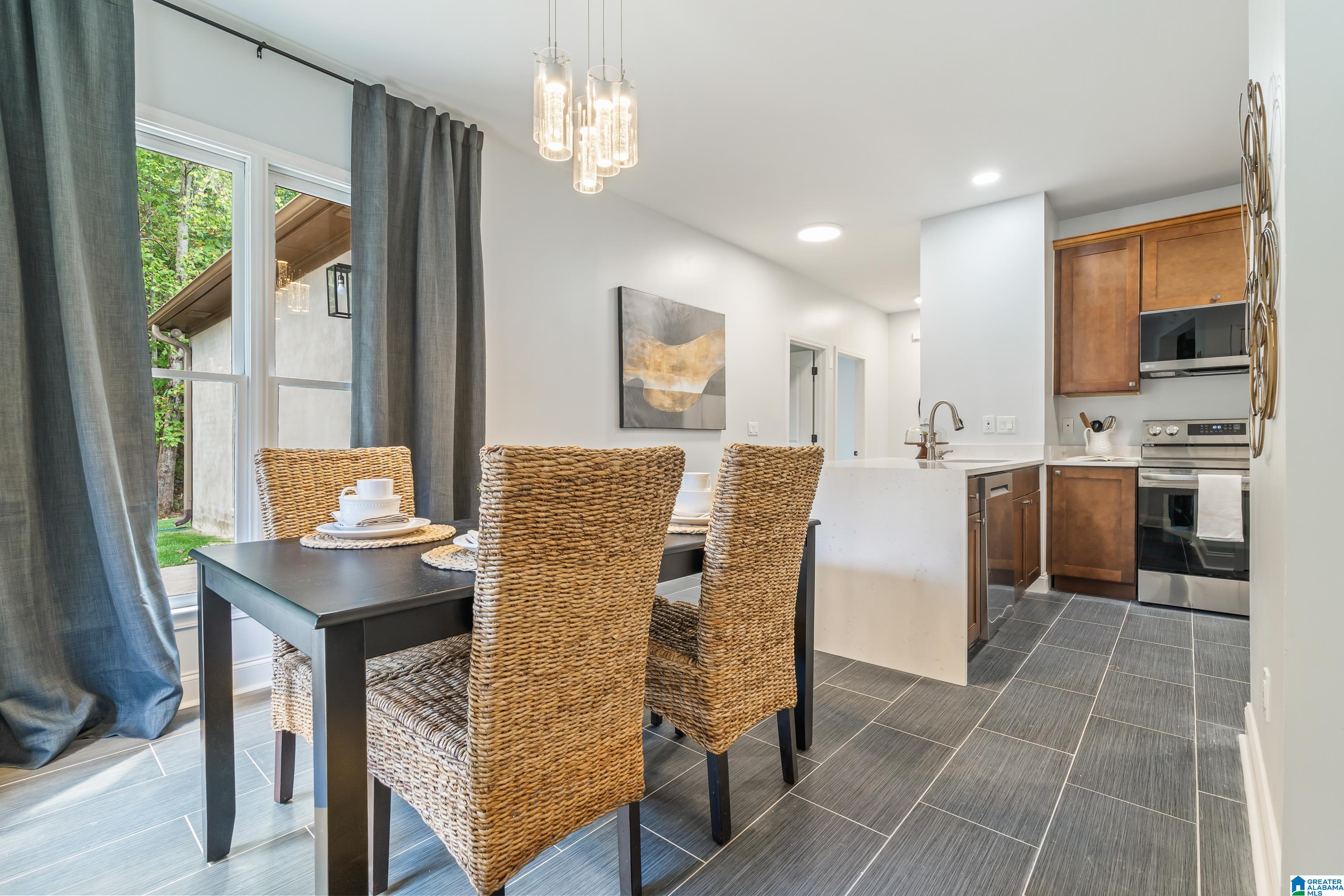 5536 PARK SIDE CIRCLE