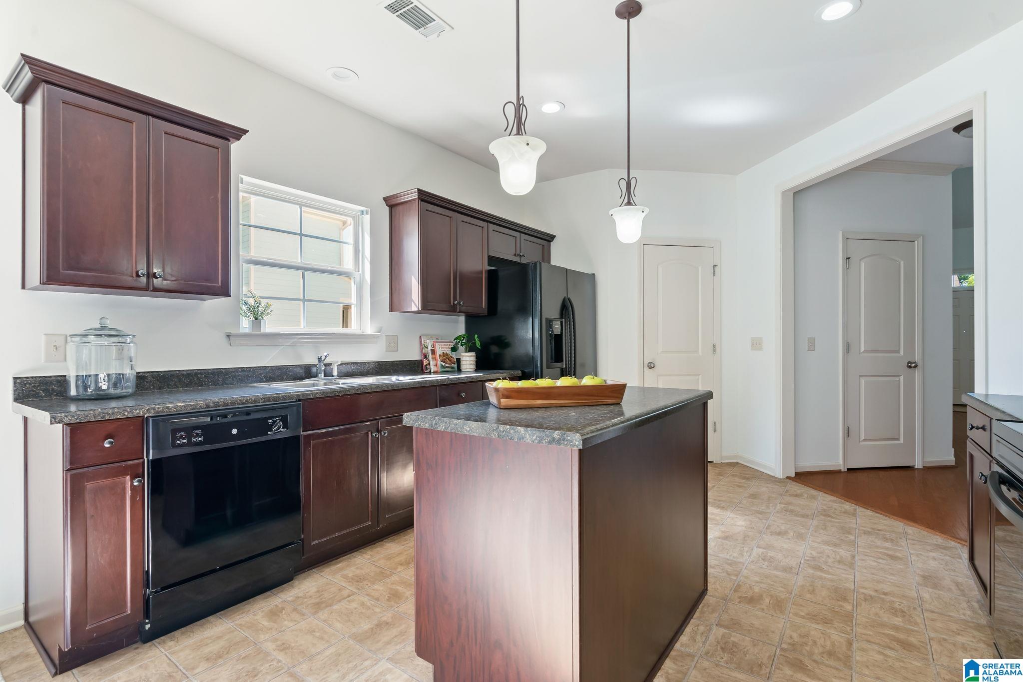 4007 VERBENA DRIVE