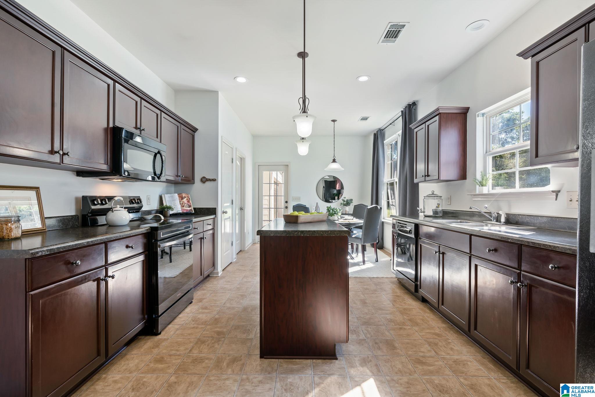 4007 VERBENA DRIVE