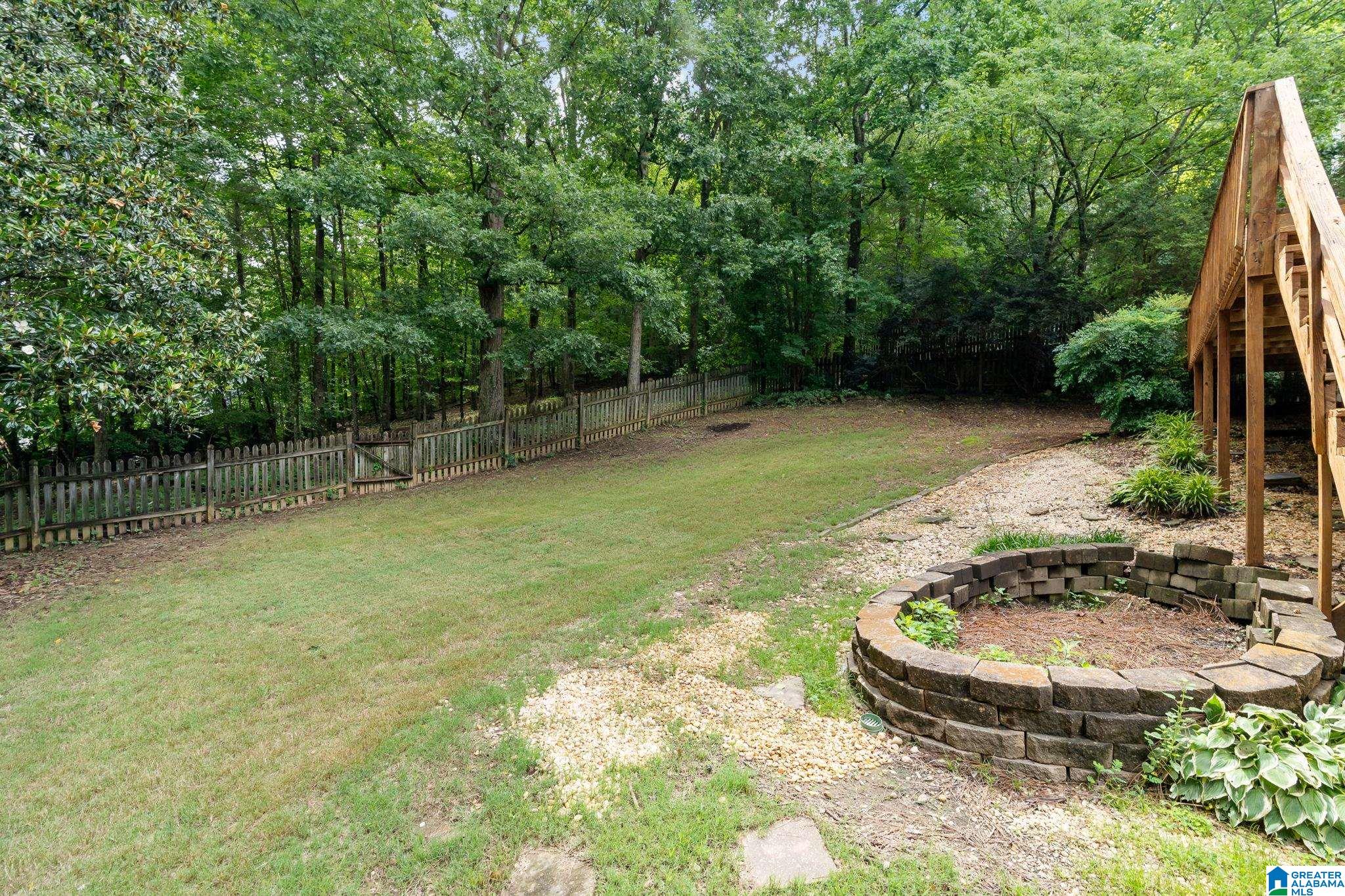 1812 CROSS CIRCLE