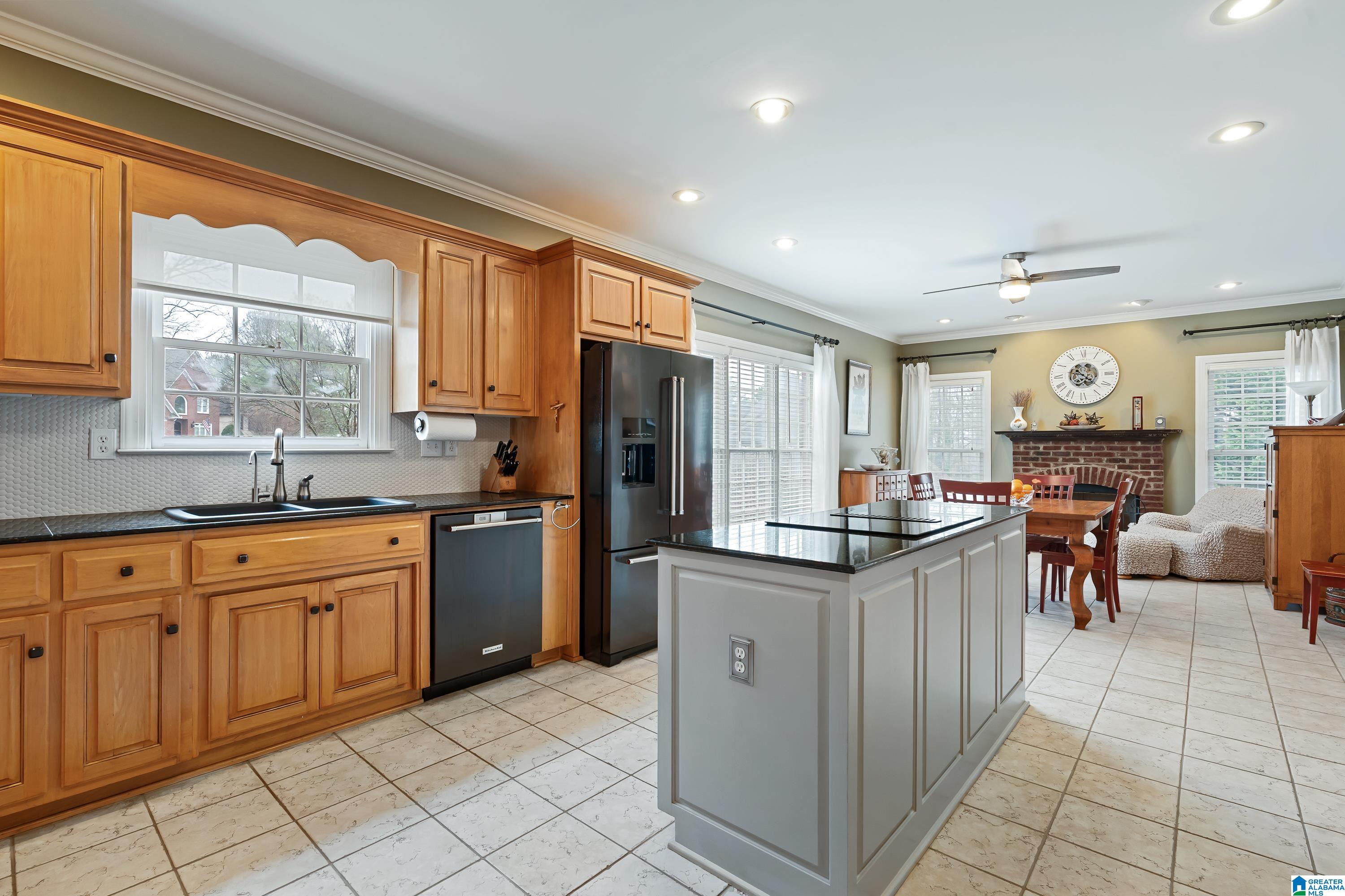 5601 LAKE CYRUS WAY