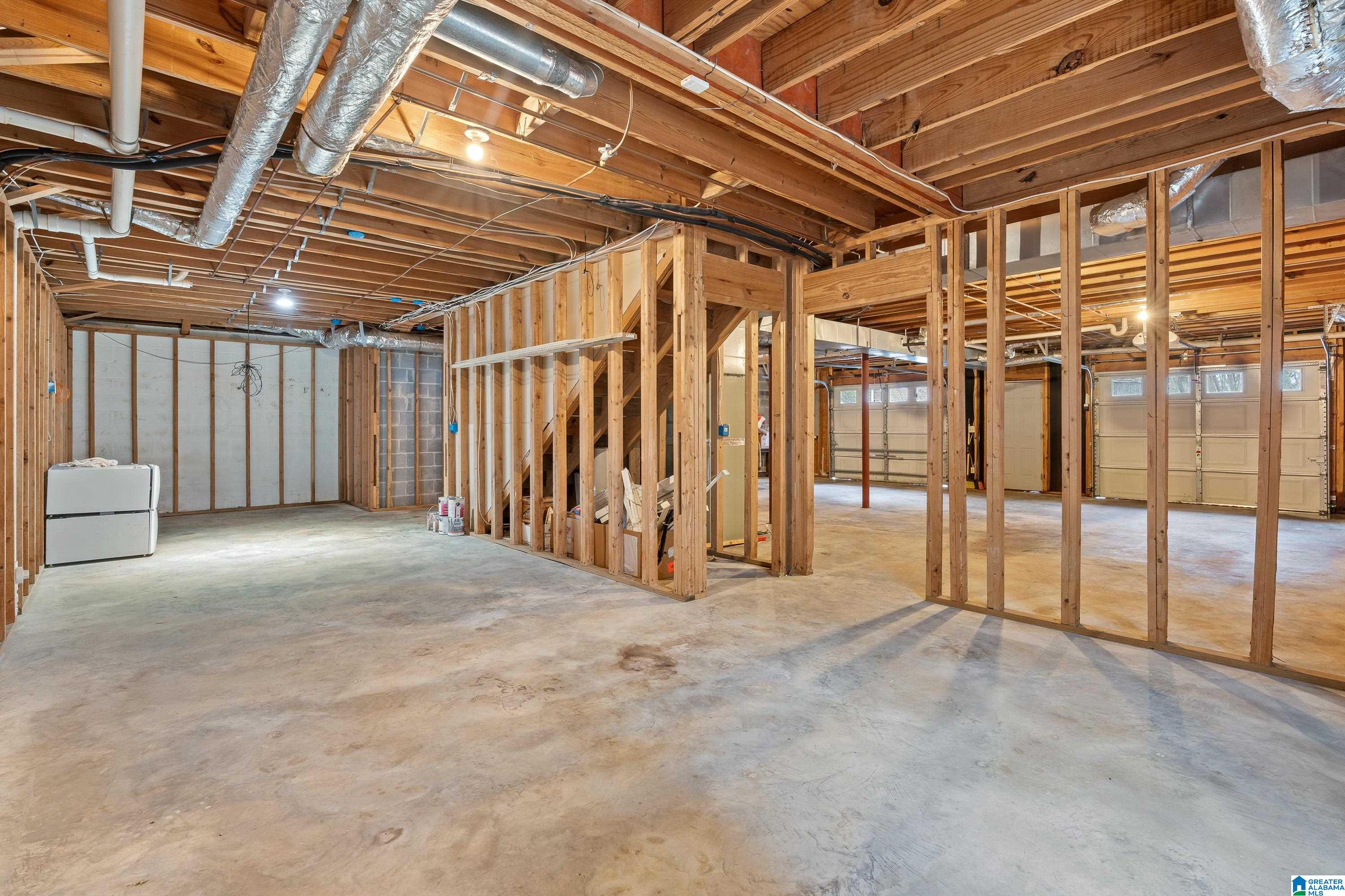 5205 SAPPHIRE COVE