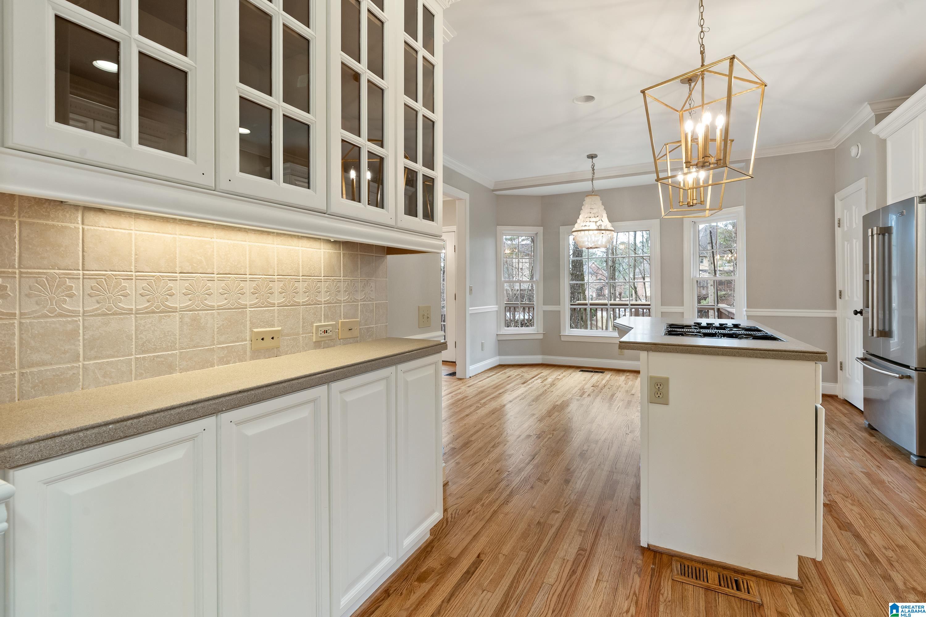 5205 SAPPHIRE COVE