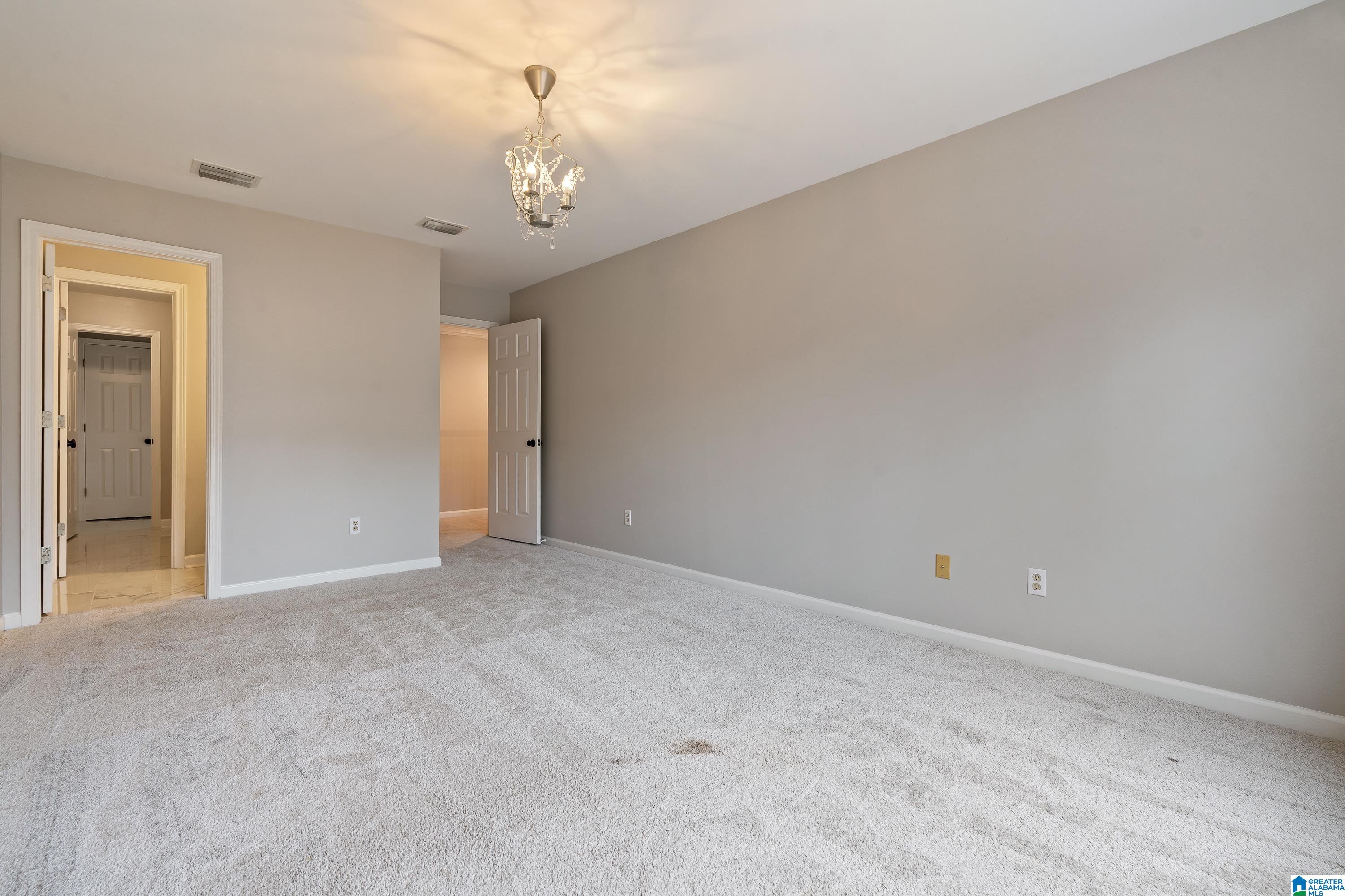 5205 SAPPHIRE COVE
