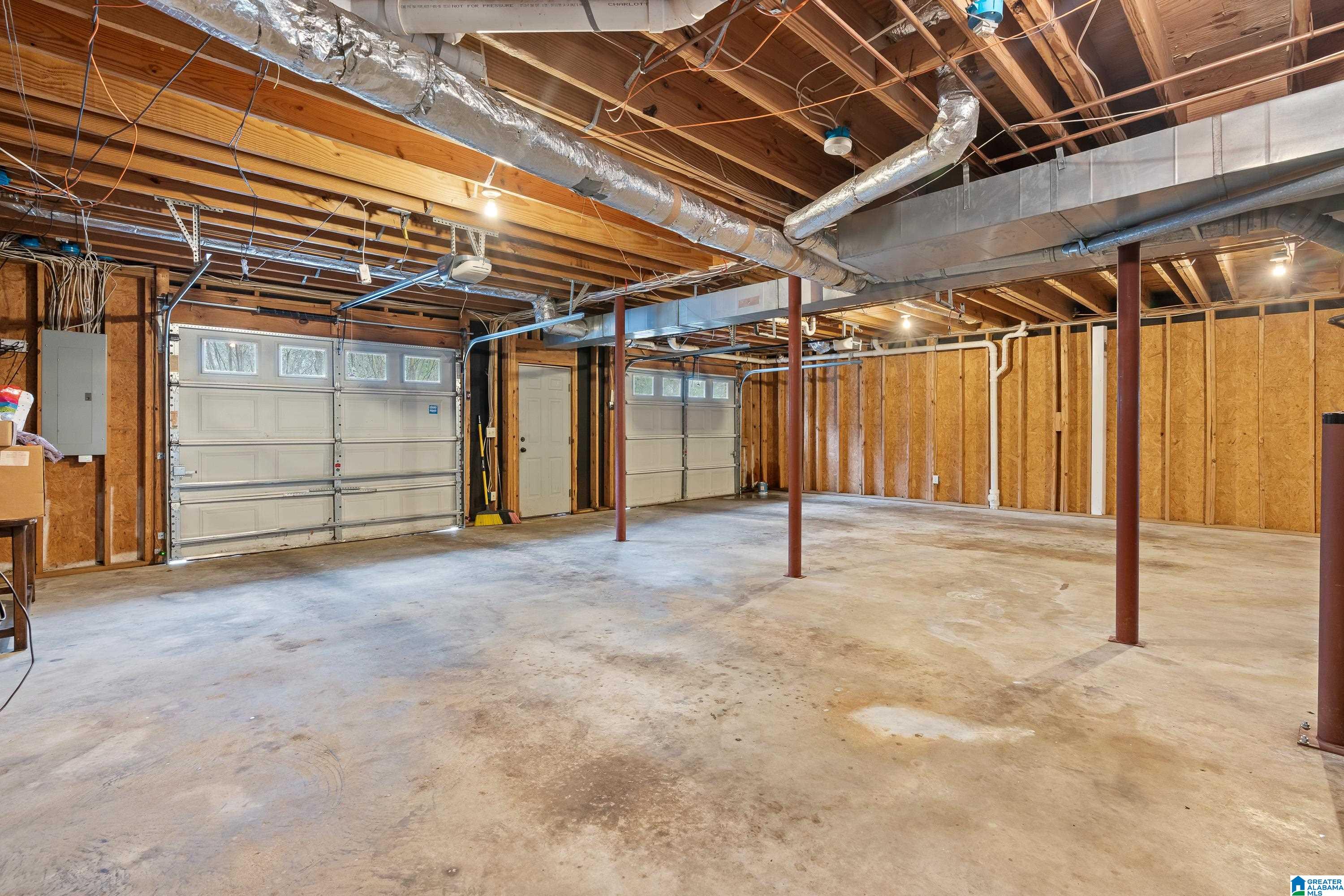5205 SAPPHIRE COVE