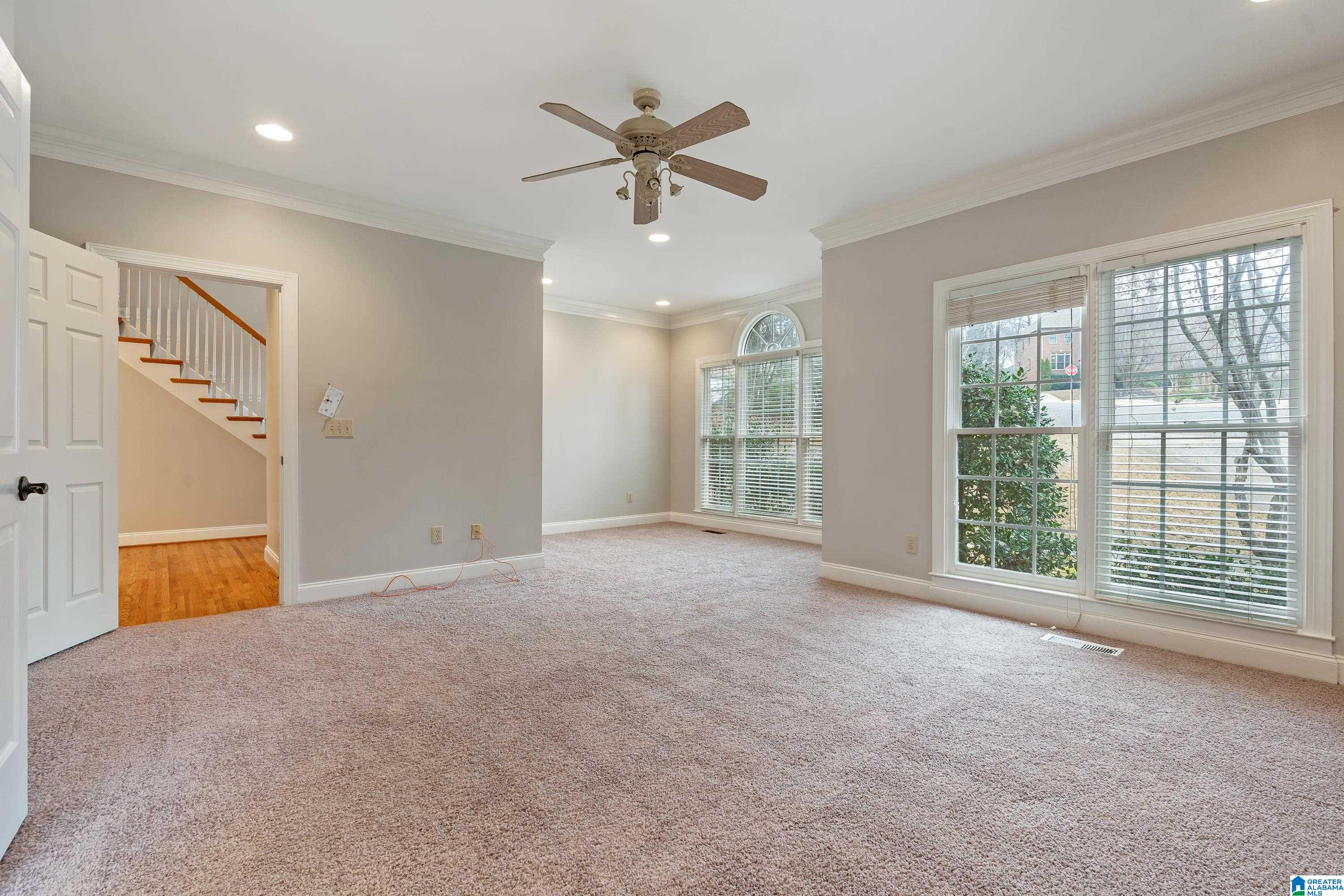5205 SAPPHIRE COVE