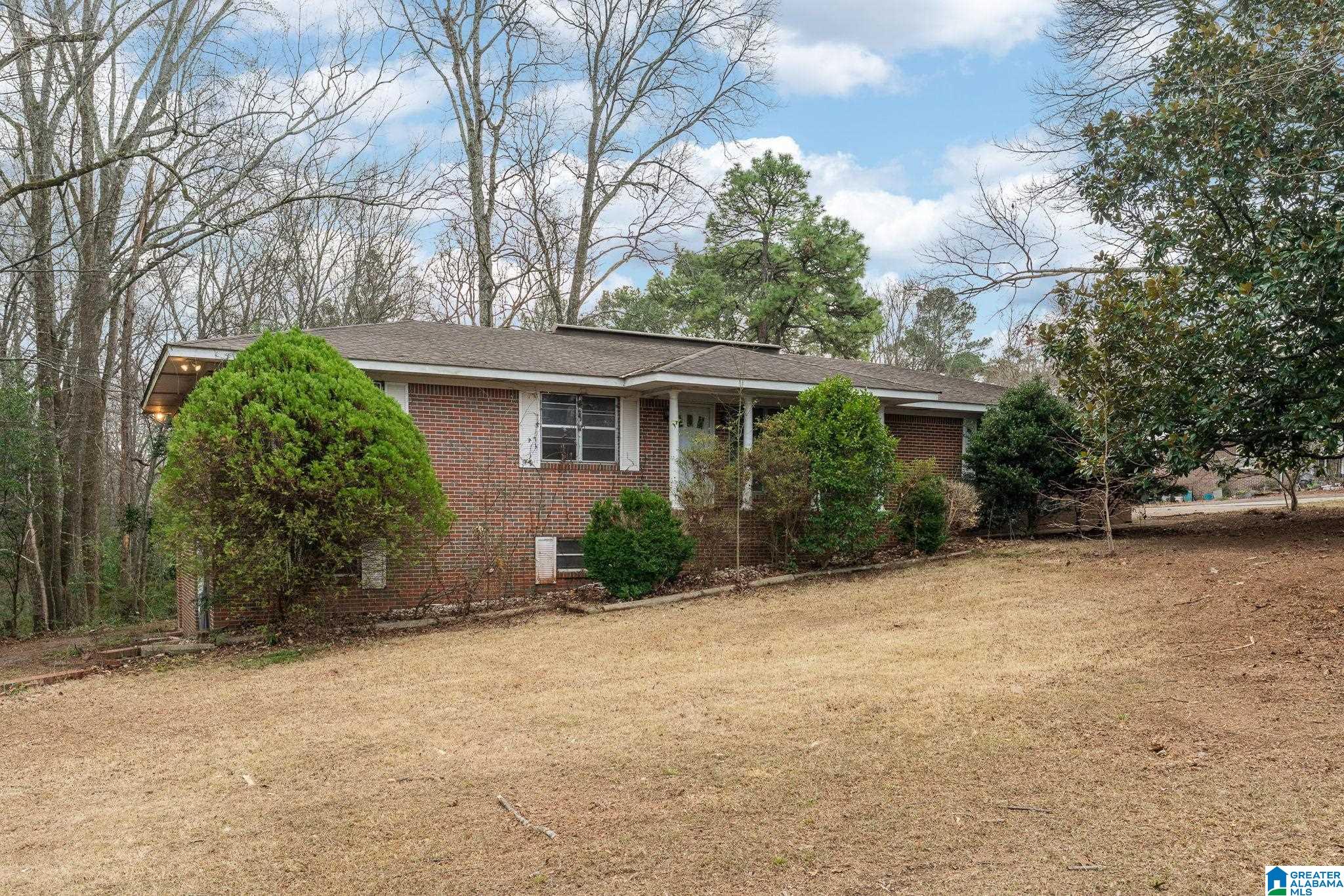 1739 SHANNON ROAD