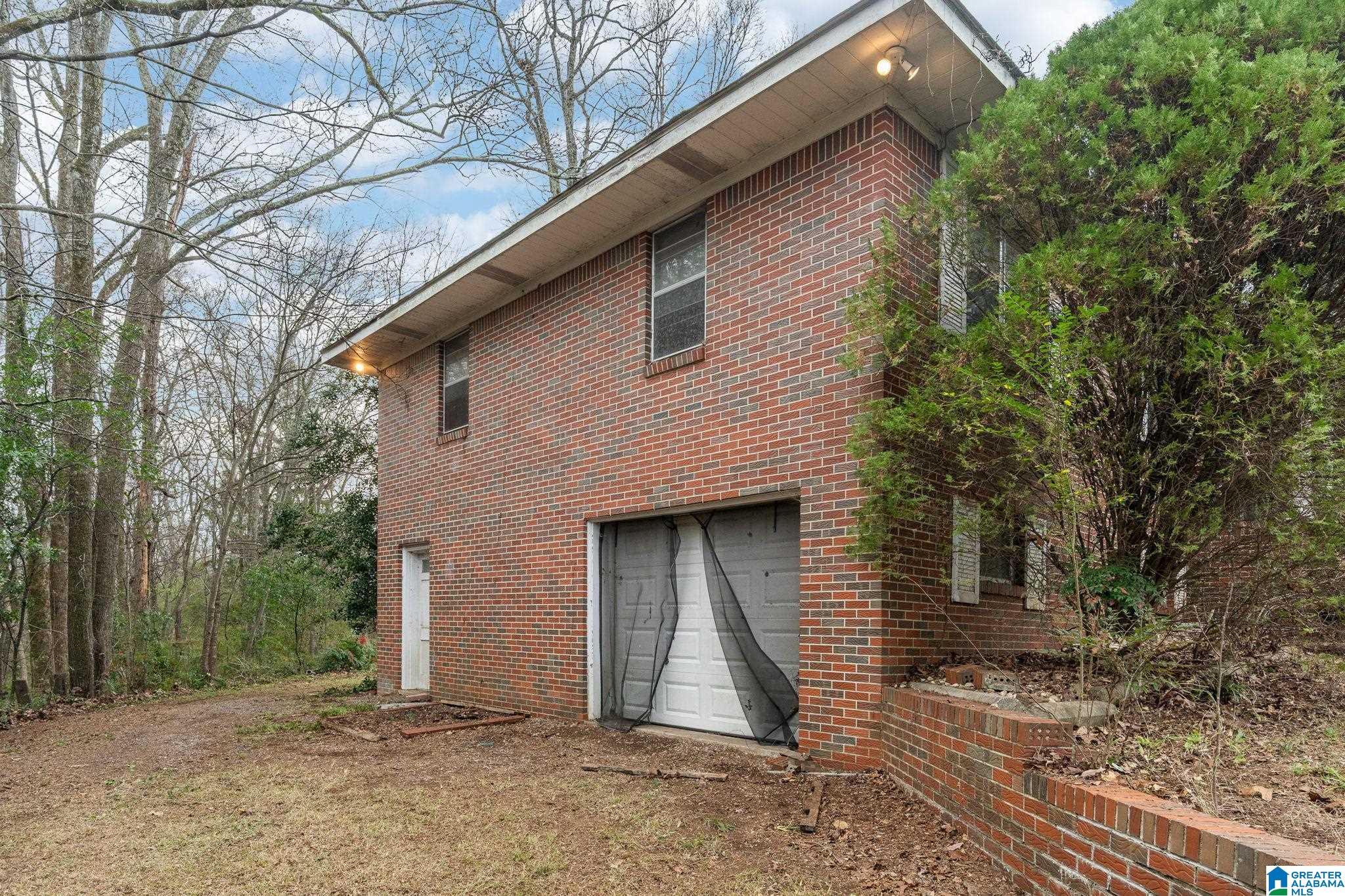 1739 SHANNON ROAD