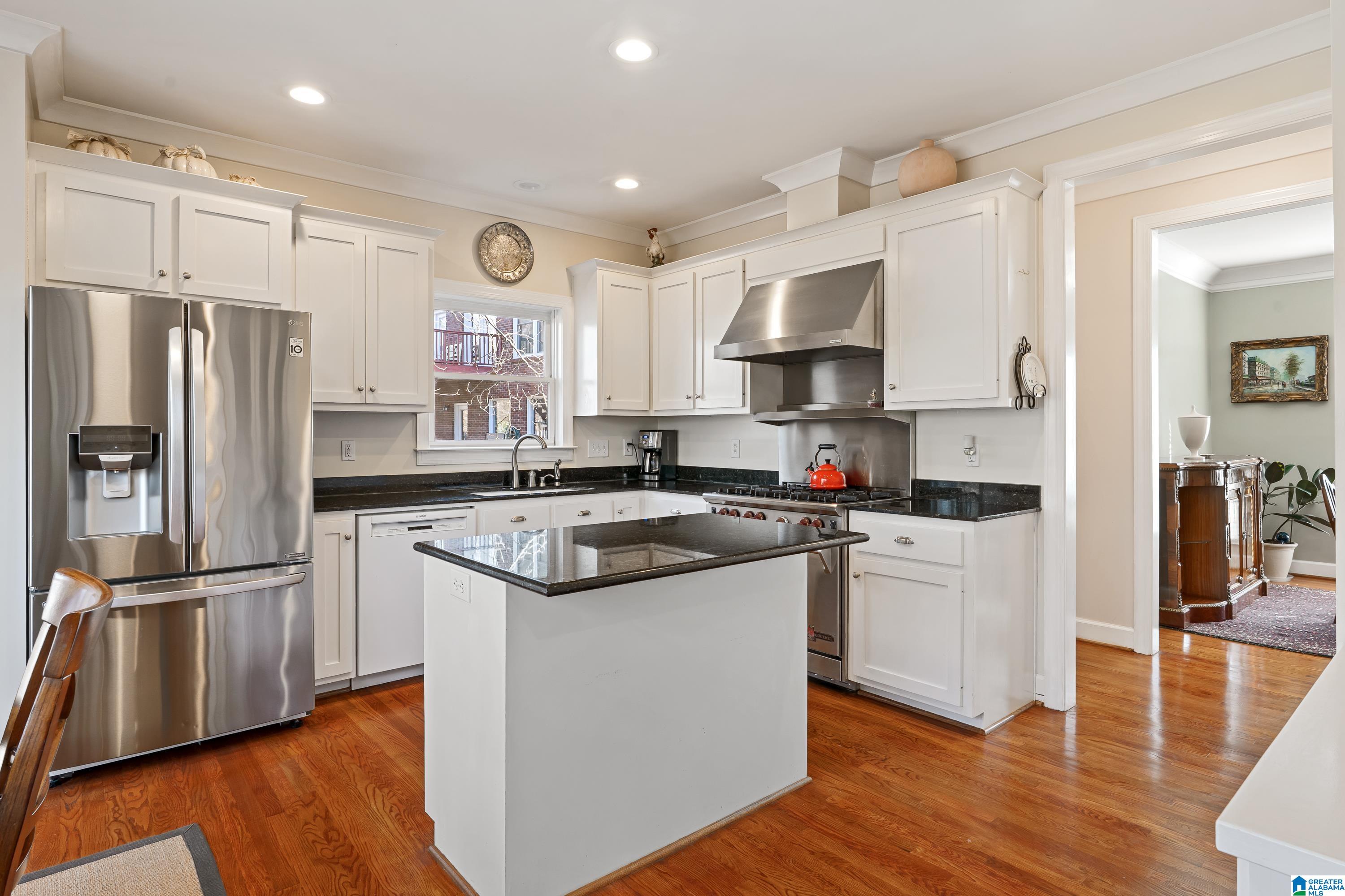 5527 LAKE CYRUS LANE