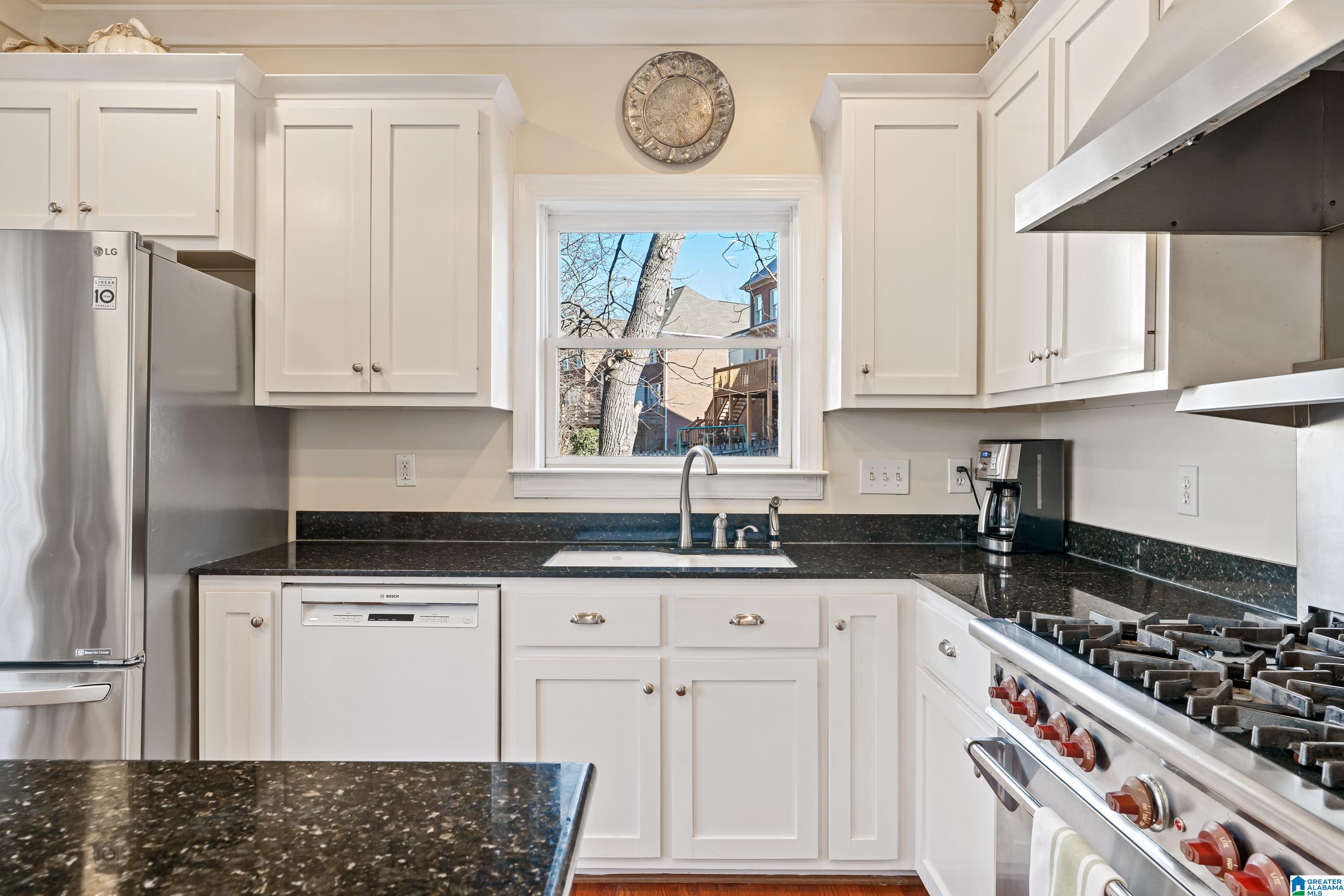 5527 LAKE CYRUS LANE