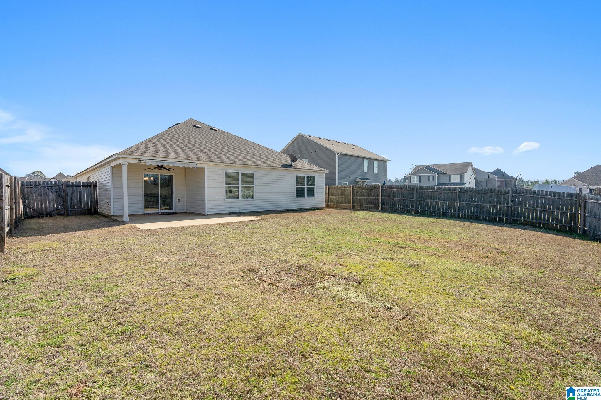 216 LEONARDS COURT