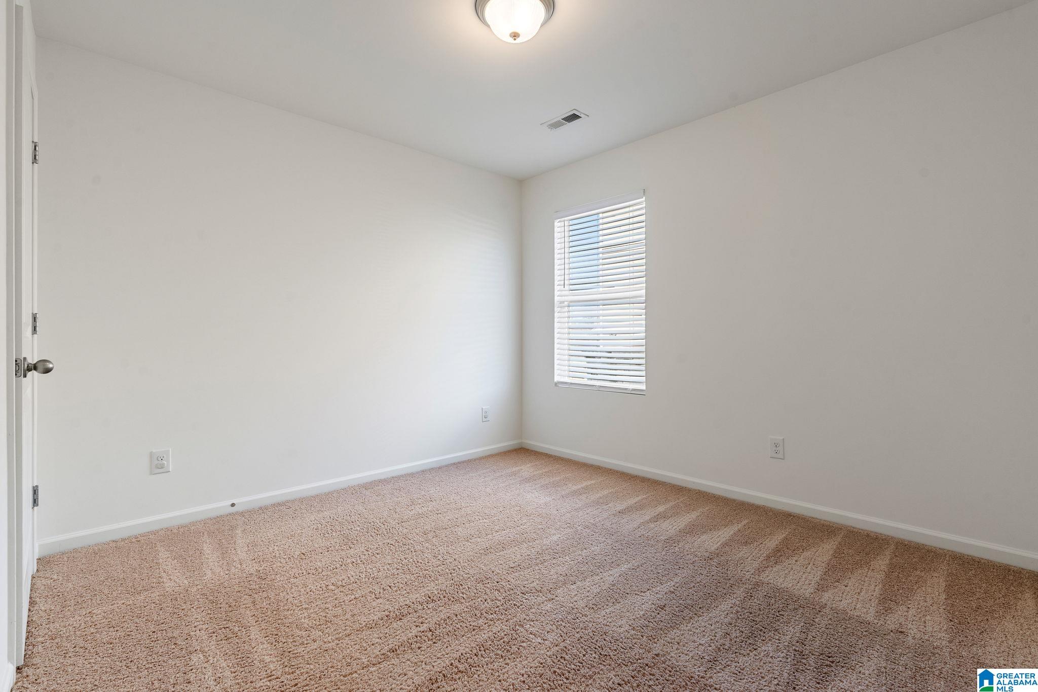 216 LEONARDS COURT