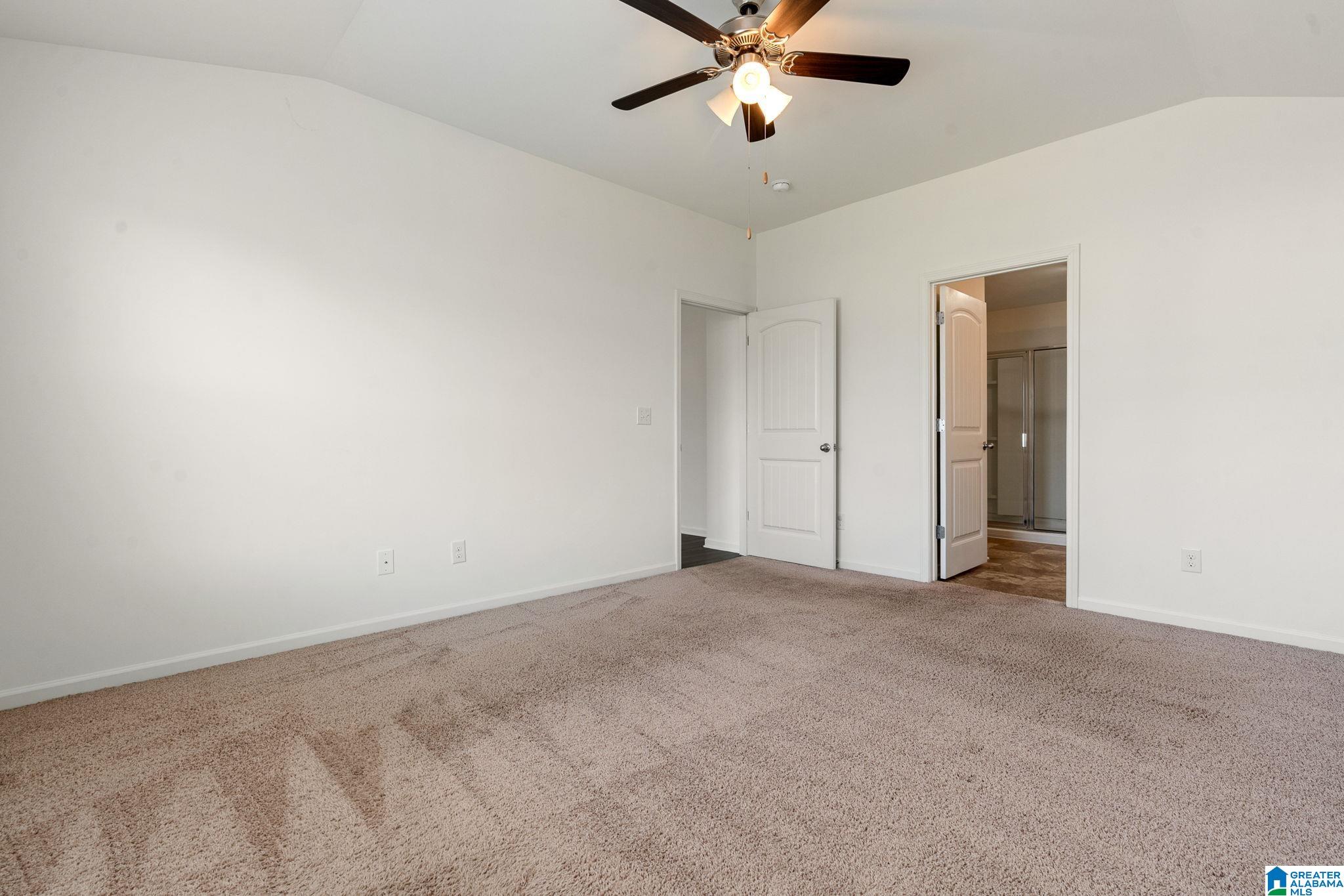 216 LEONARDS COURT