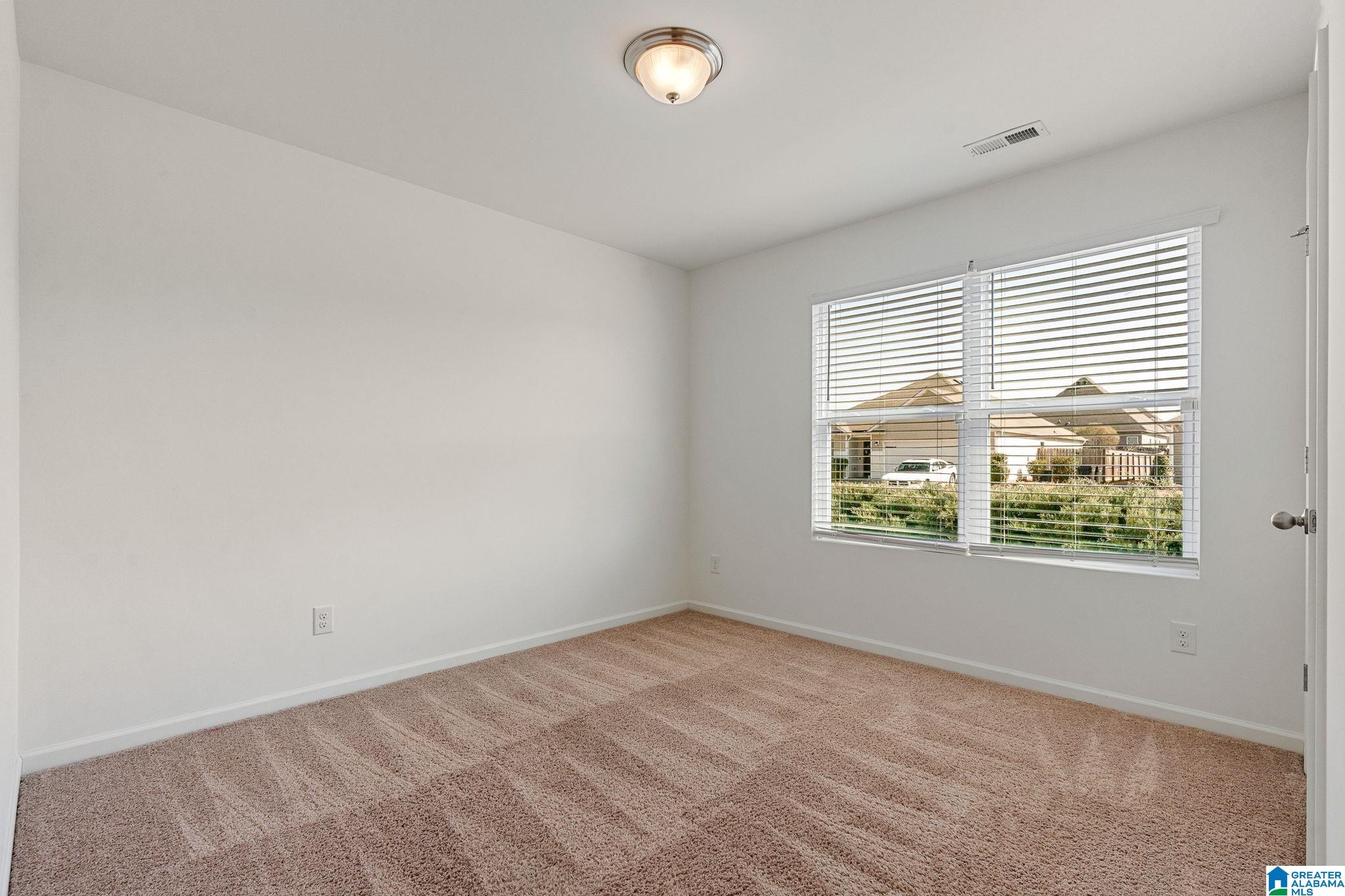 216 LEONARDS COURT