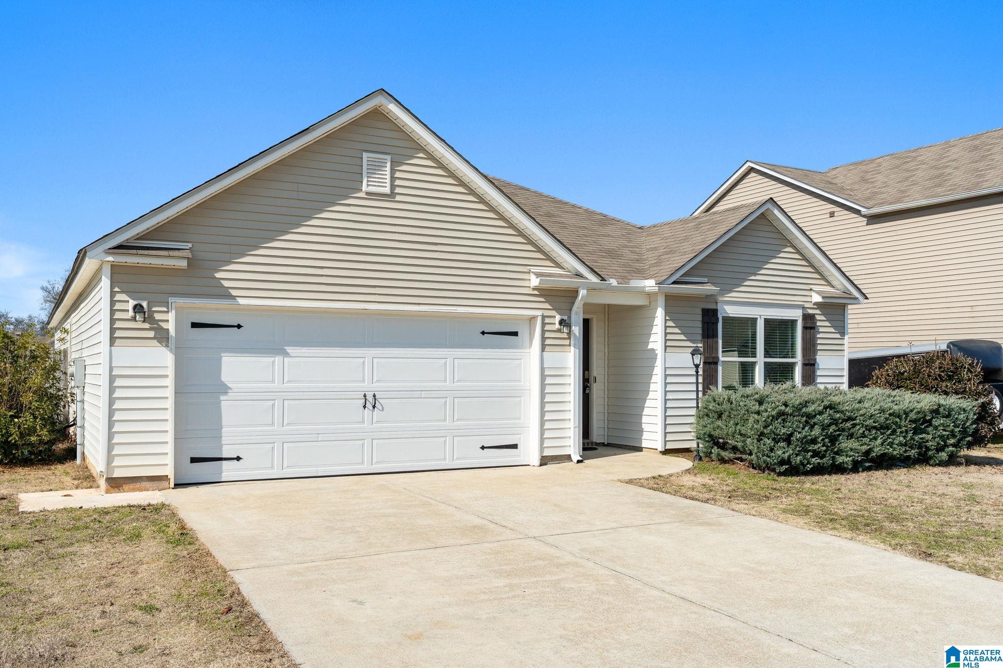 216 LEONARDS COURT