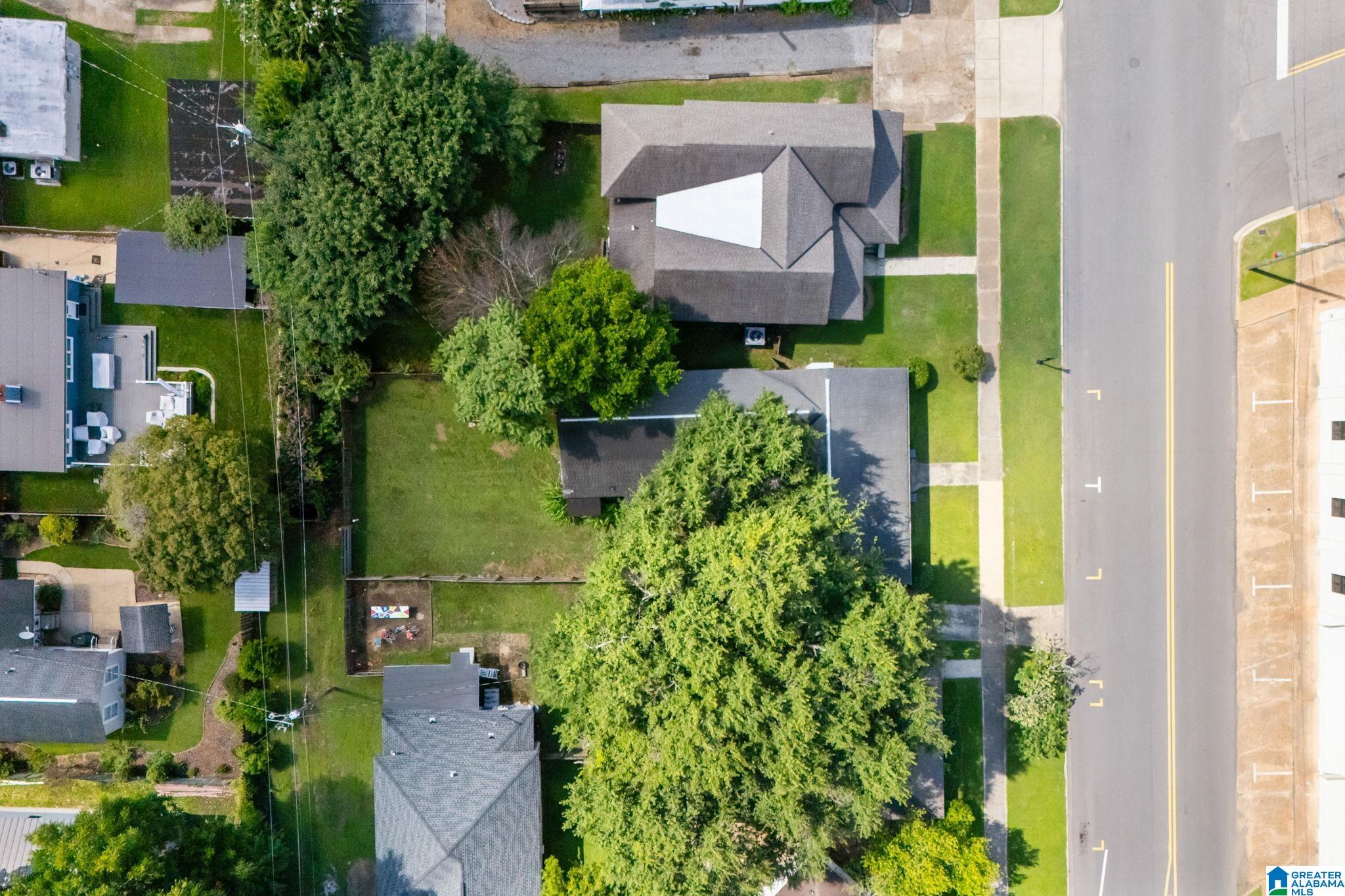 1305 QUEEN CITY AVENUE