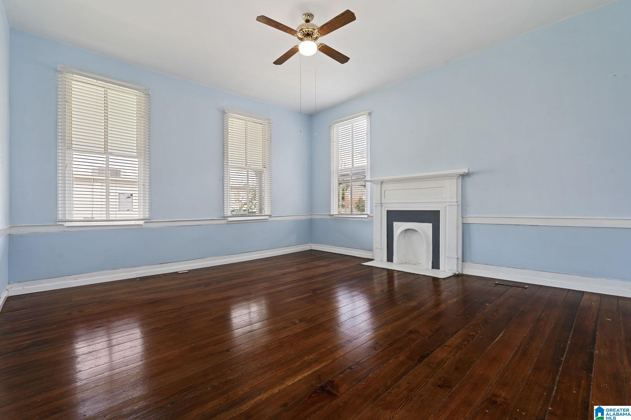 1305 QUEEN CITY AVENUE