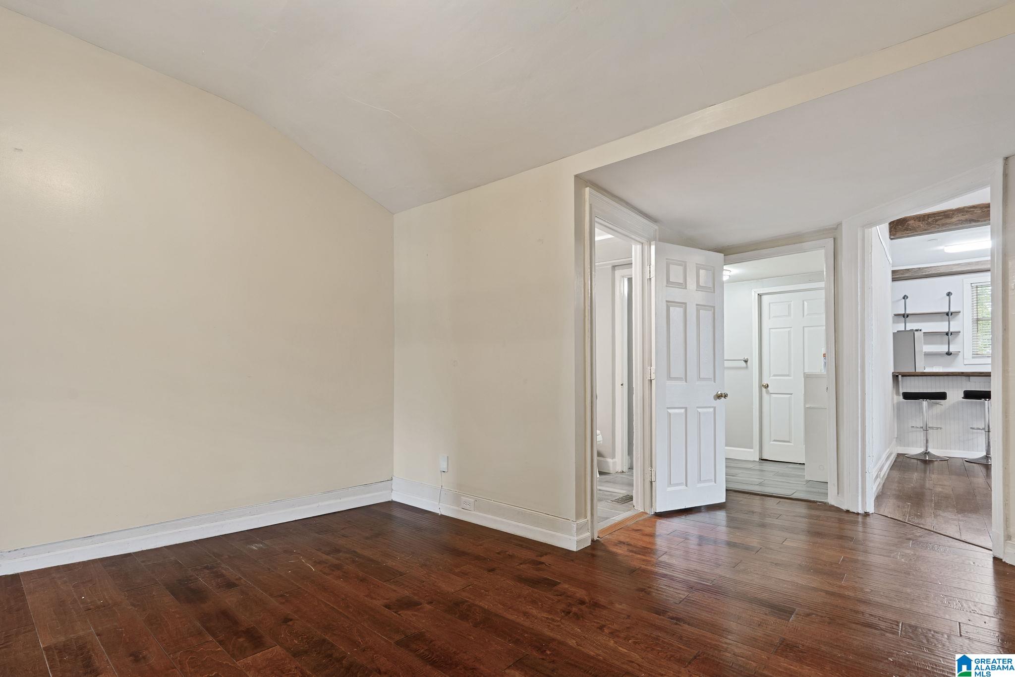 1305 QUEEN CITY AVENUE
