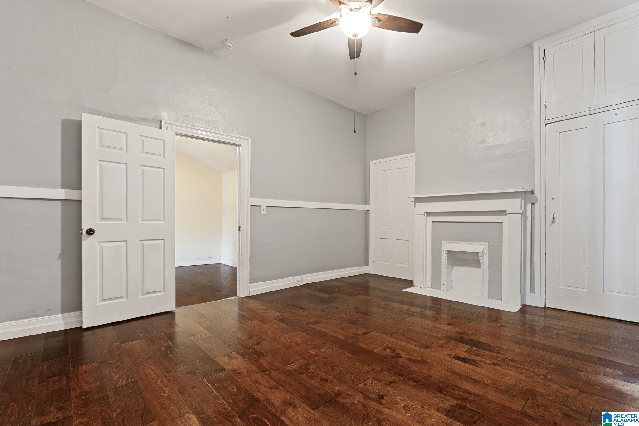 1305 QUEEN CITY AVENUE
