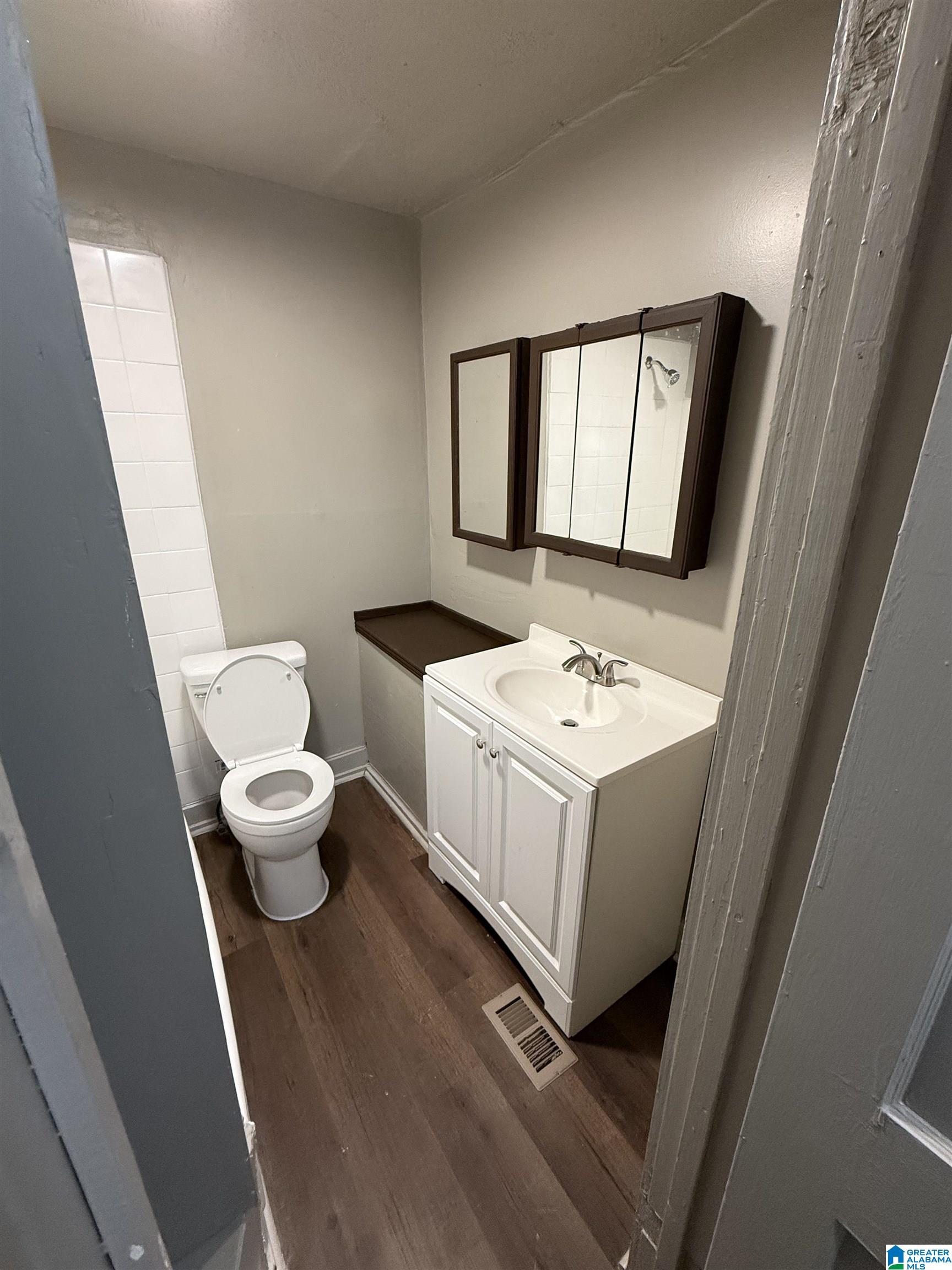 2100 DAWSON AVENUE SW