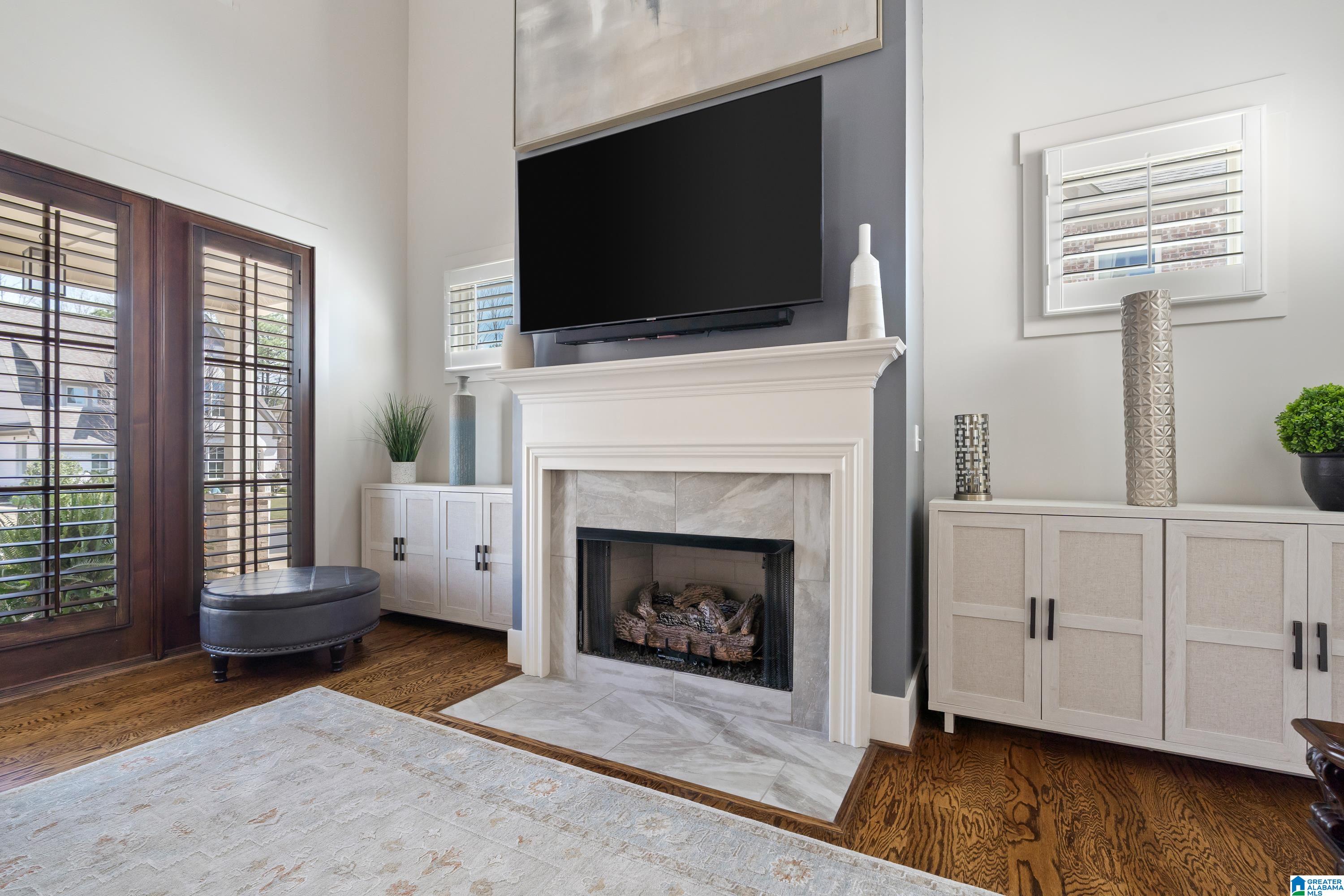 6054 ENGLISH VILLAGE LANE