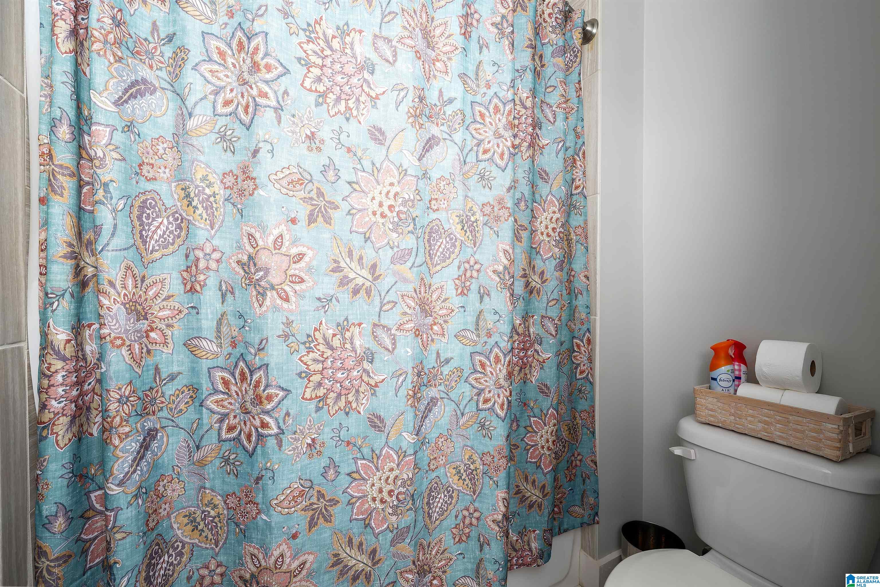 6054 ENGLISH VILLAGE LANE