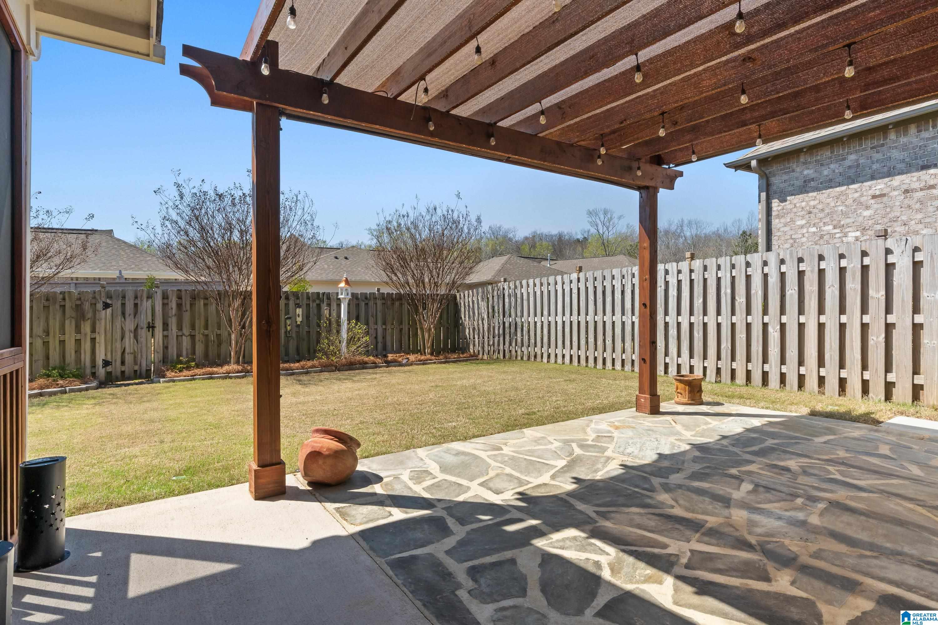 6054 ENGLISH VILLAGE LANE